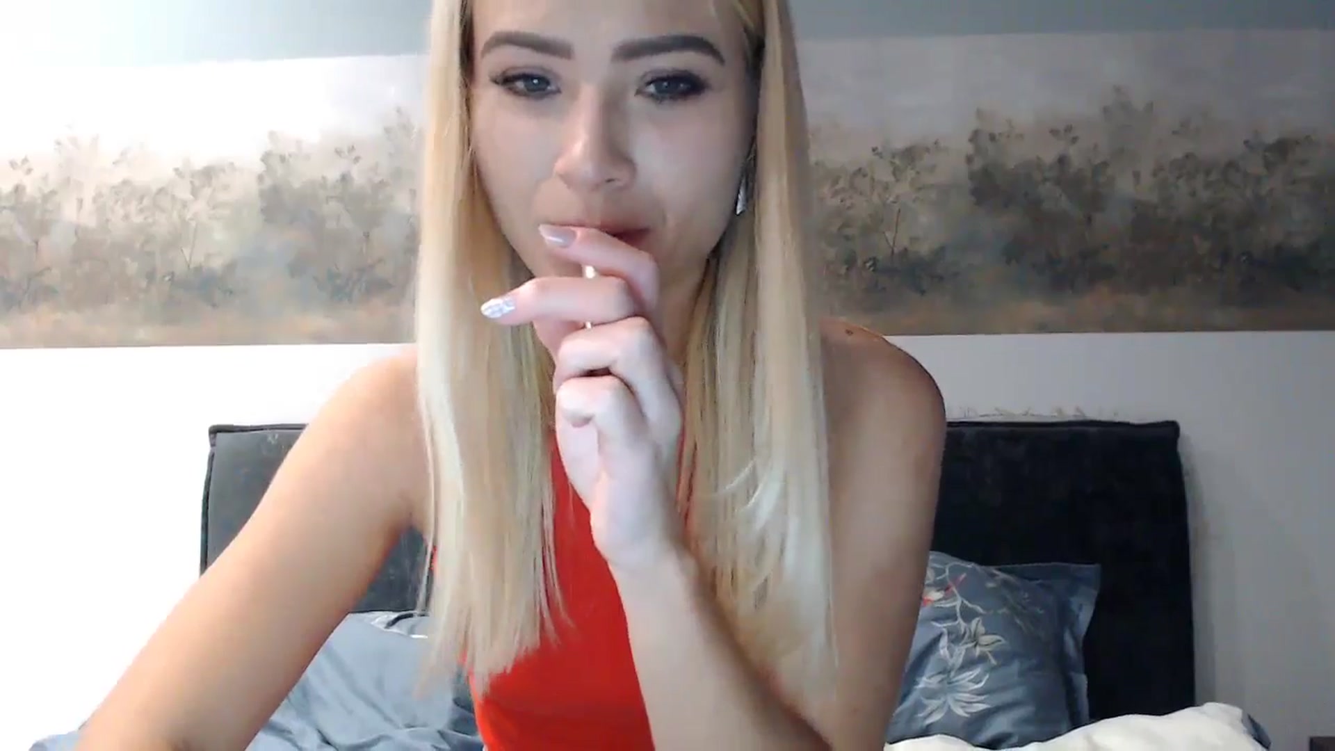 Gallery image thumbnail from fiancee's myfreecams stream on, 11/20/2024, 23:20 image 19 of 20