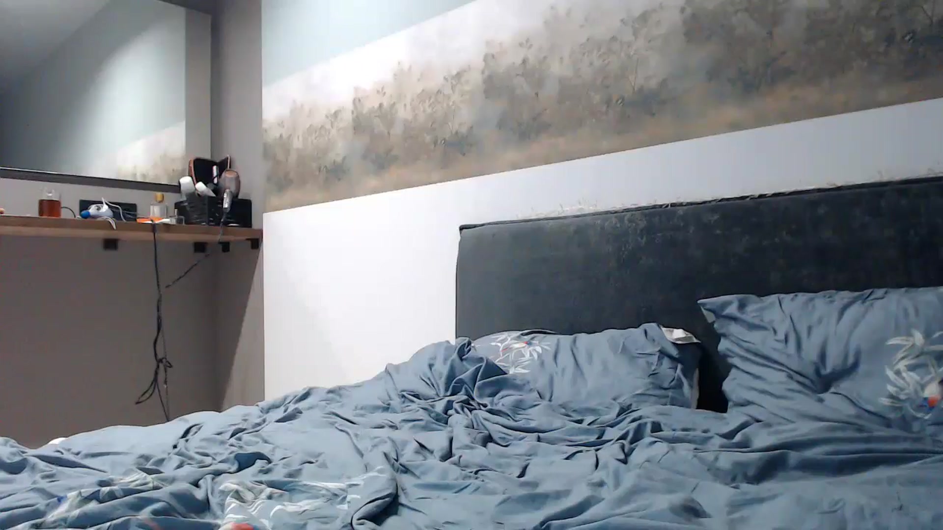 Gallery image thumbnail from fiancee's myfreecams stream on, 11/21/2024, 24:56 image 8 of 20