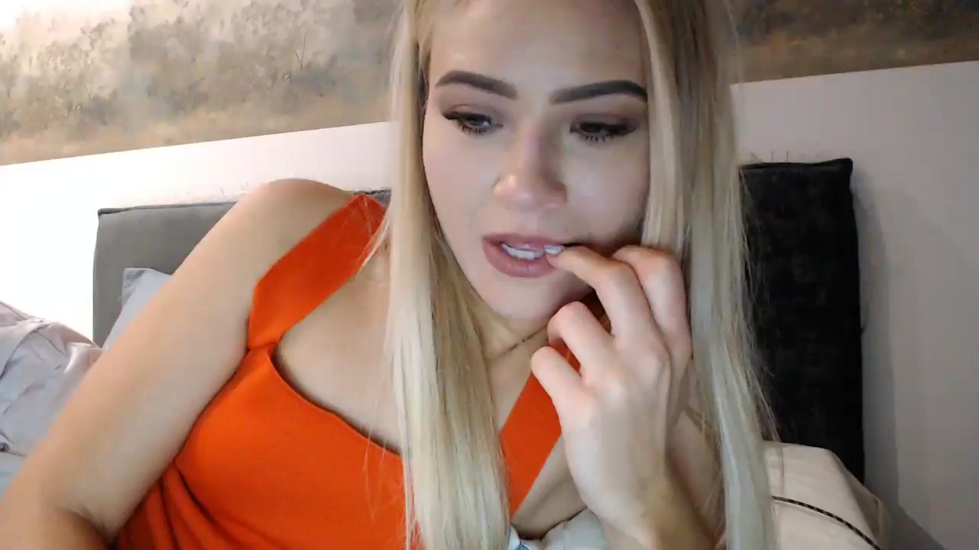 Gallery image thumbnail from fiancee's myfreecams stream on, 11/28/2024, 03:34 image 4 of 20