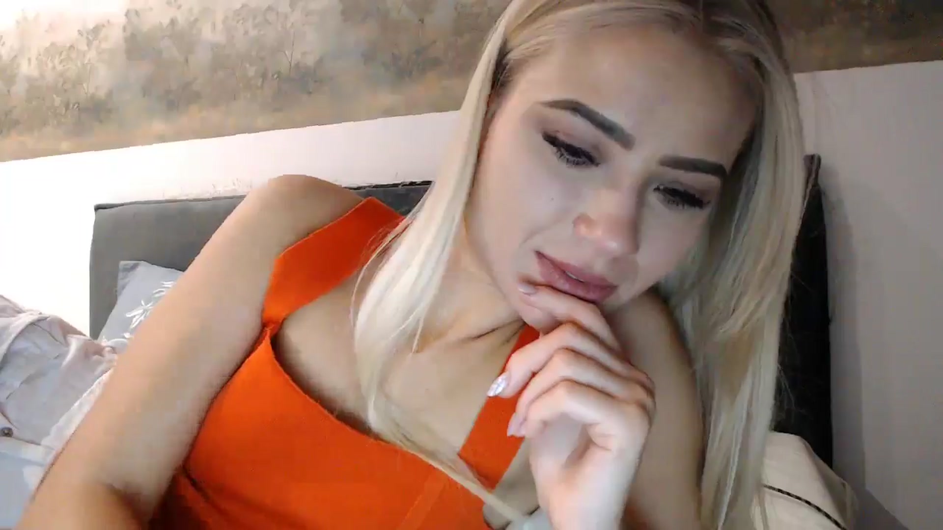 Gallery image thumbnail from fiancee's myfreecams stream on, 11/28/2024, 03:34 image 19 of 20