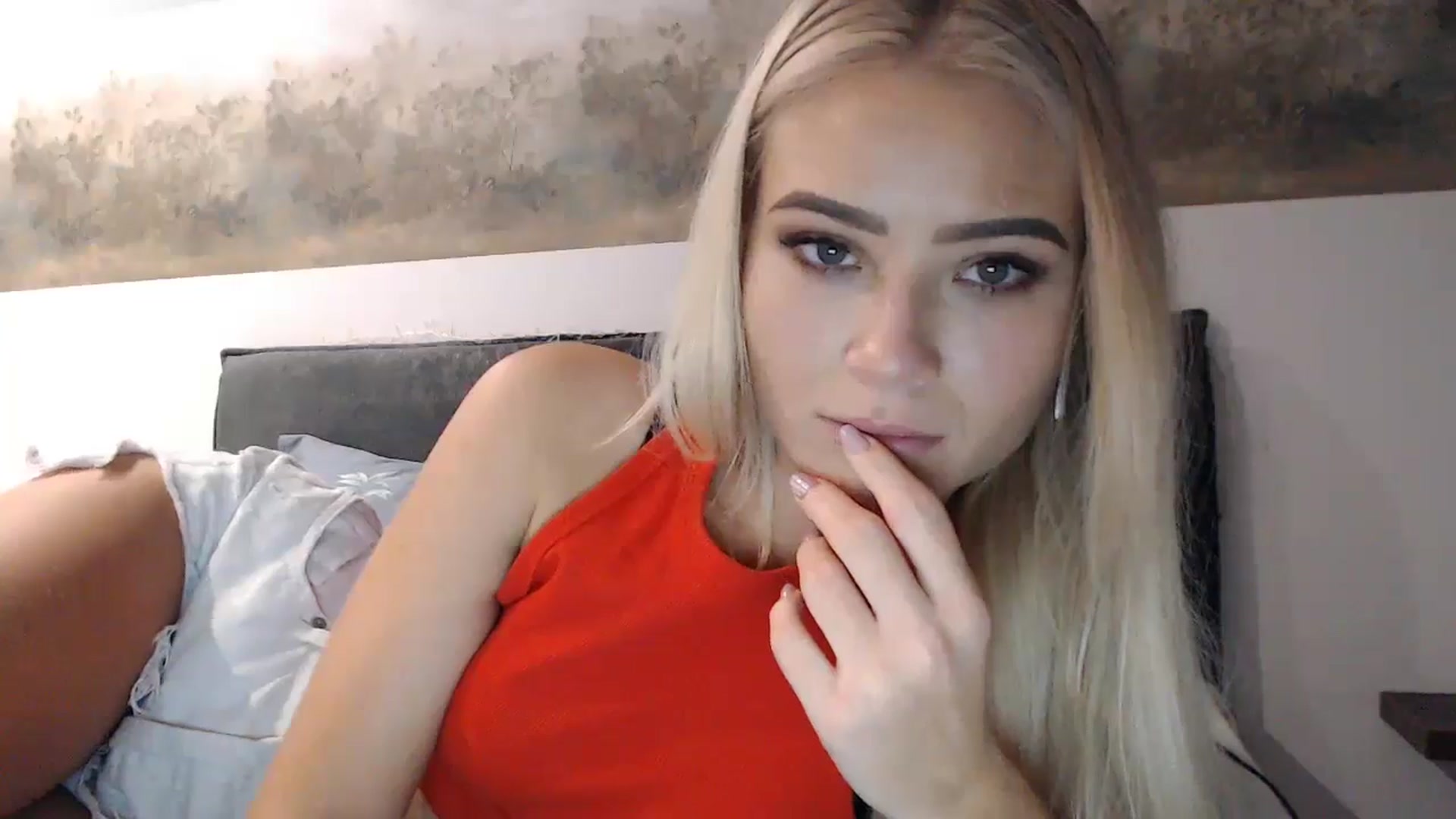 Gallery image thumbnail from fiancee's myfreecams stream on, 11/29/2024, 03:32 image 15 of 20