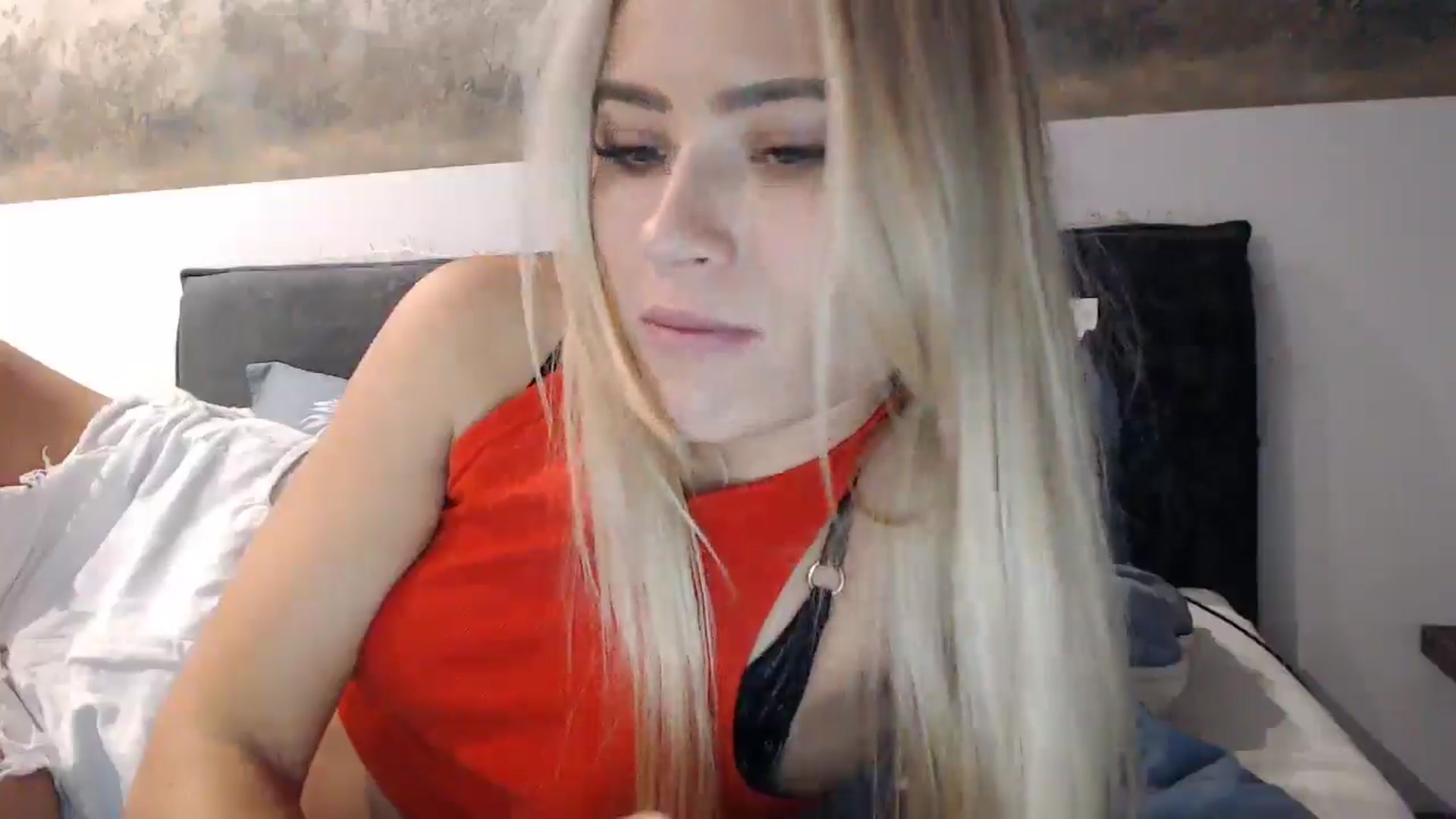 Gallery image thumbnail from fiancee's myfreecams stream on, 11/29/2024, 05:11 image 12 of 20