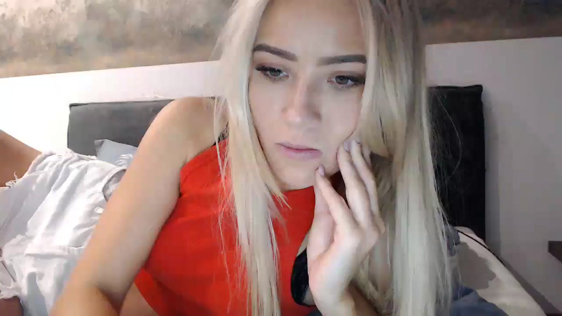 Gallery image thumbnail from fiancee's myfreecams stream on, 11/29/2024, 05:11 image 8 of 20