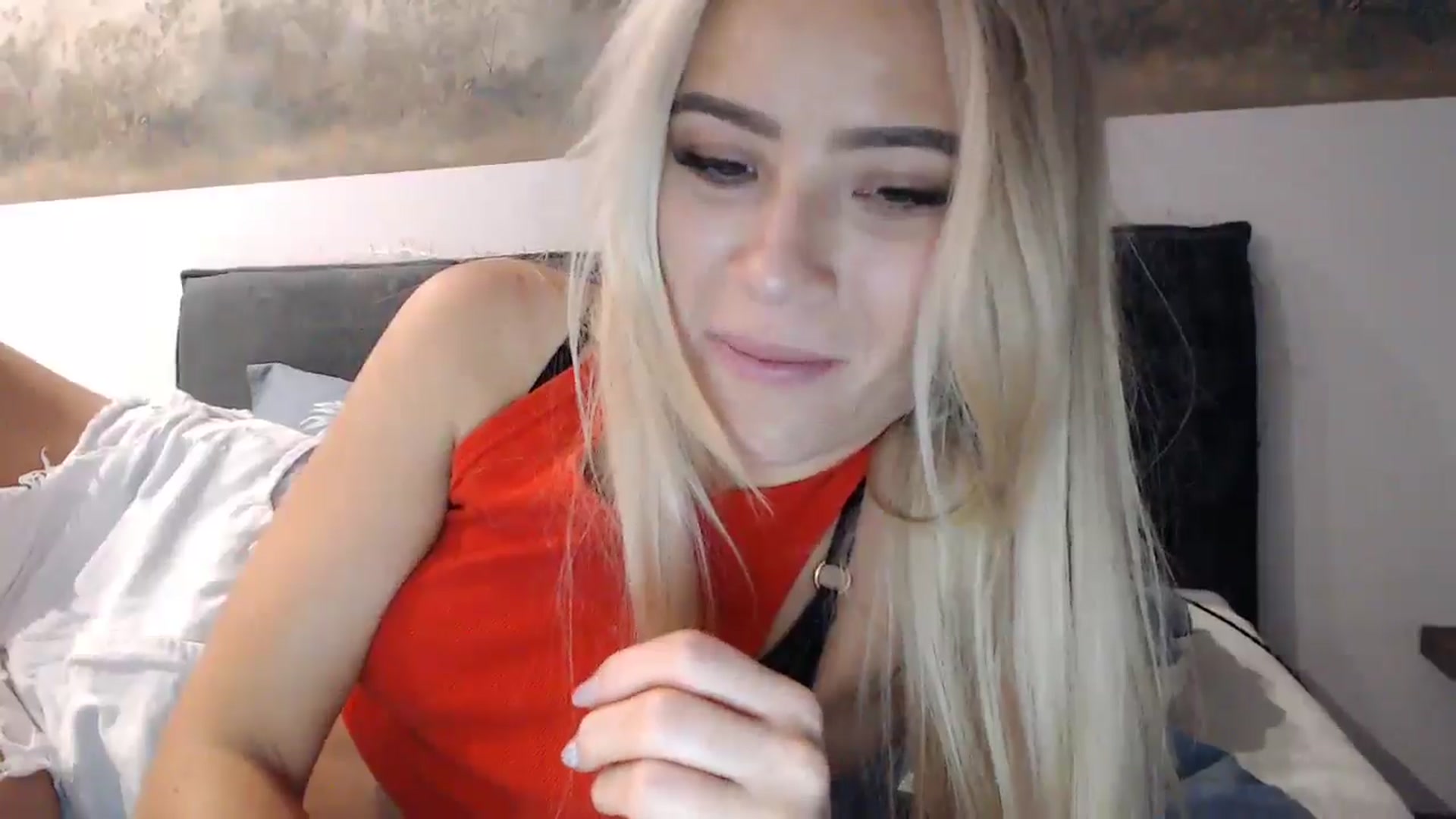 Gallery image thumbnail from fiancee's myfreecams stream on, 11/29/2024, 05:11 image 13 of 20