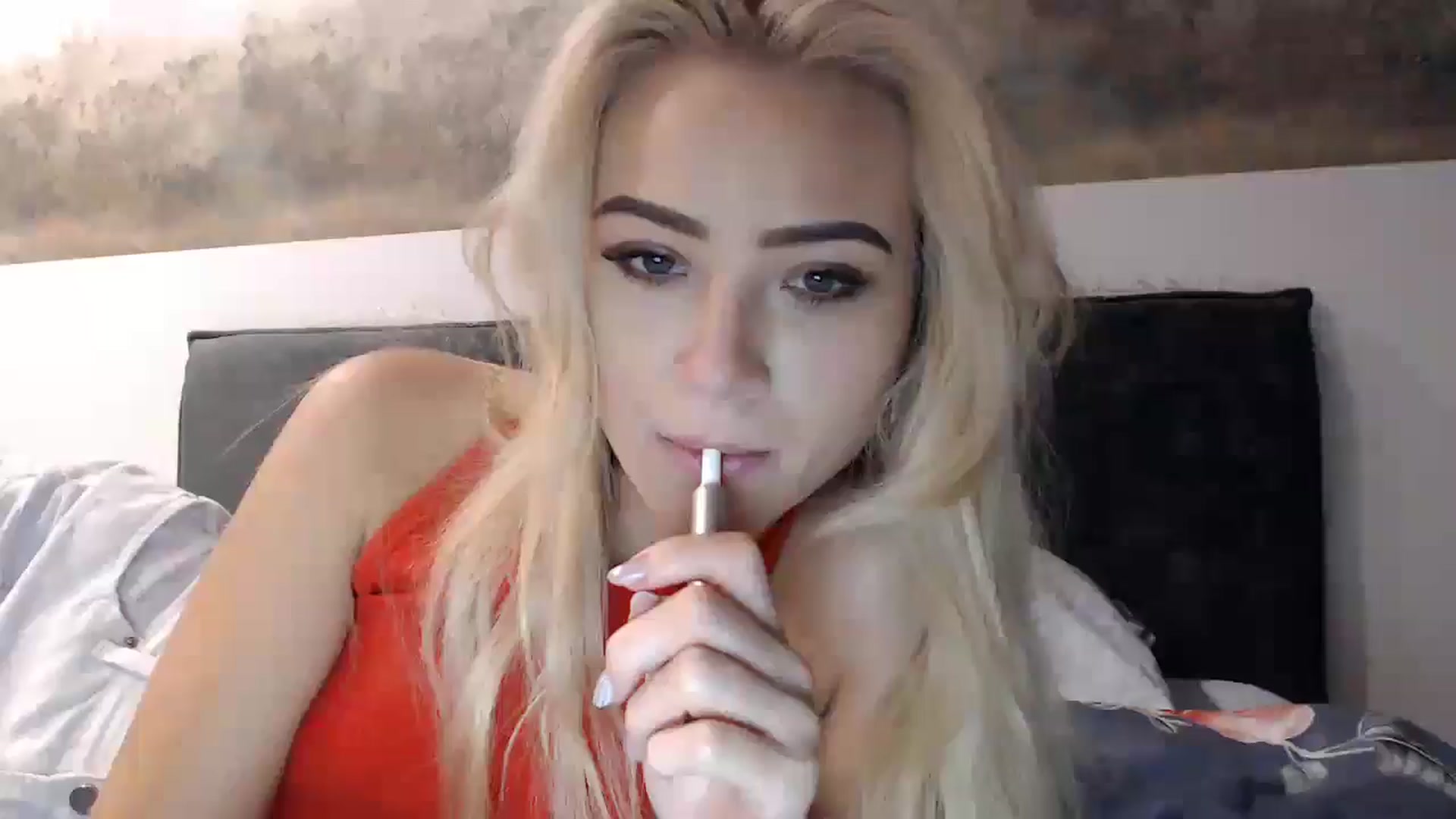 Gallery image thumbnail from fiancee's myfreecams stream on, 12/03/2024, 03:15 image 9 of 20