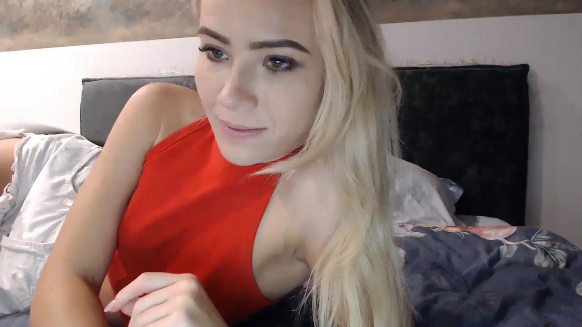 Gallery image thumbnail from fiancee's myfreecams stream on, 12/03/2024, 03:41 image 11 of 20