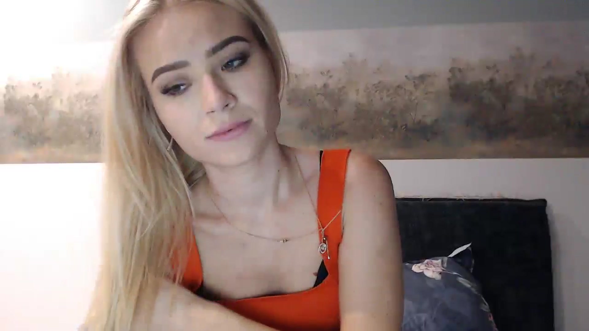 Gallery image thumbnail from fiancee's myfreecams stream on, 12/05/2024, 03:25 image 19 of 20