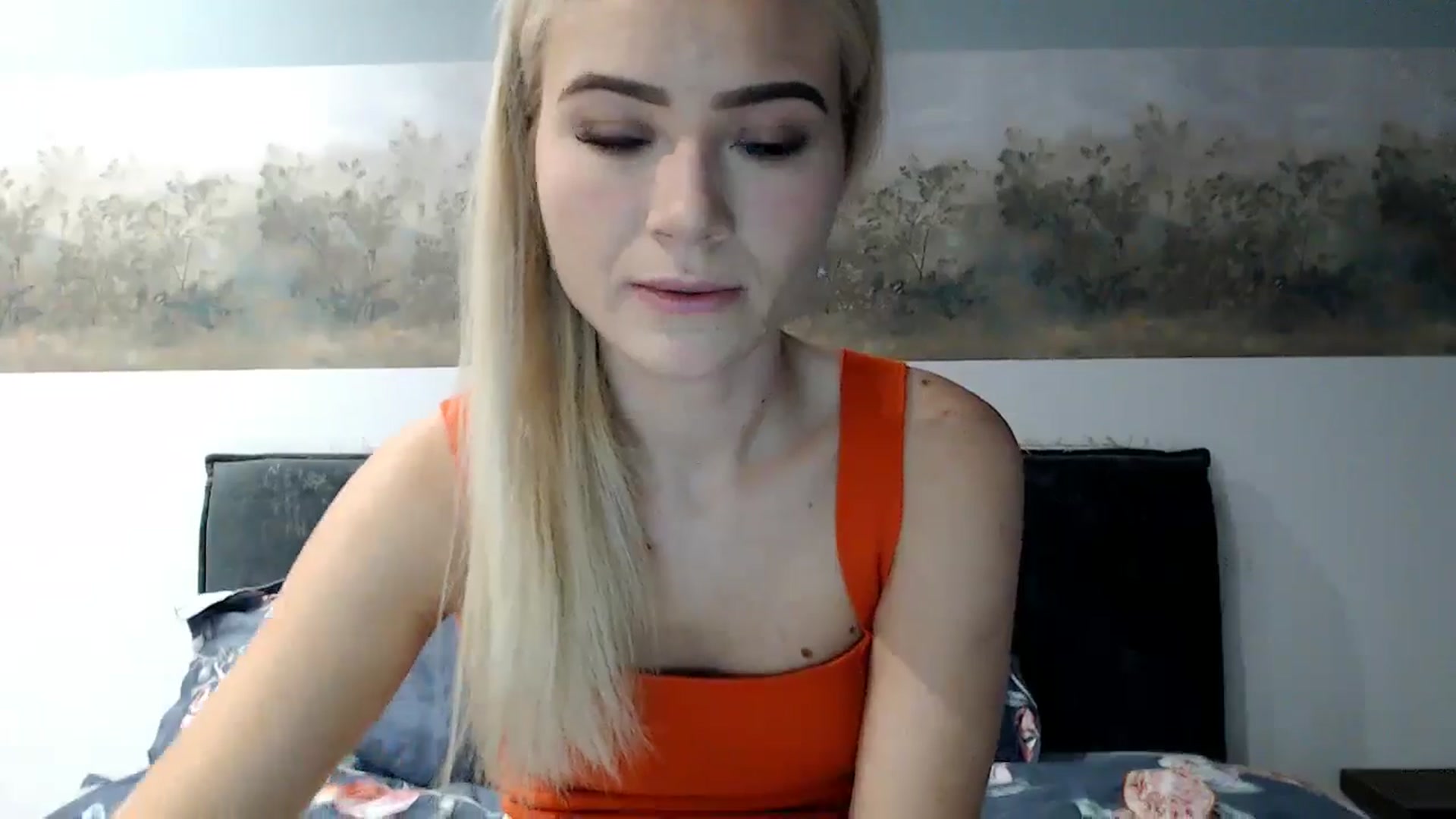 Gallery image thumbnail from fiancee's myfreecams stream on, 12/06/2024, 05:51 image 5 of 20