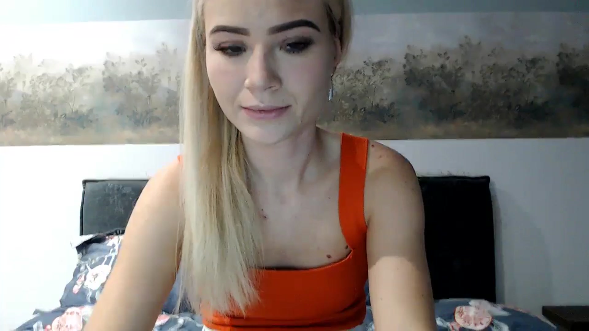 Gallery image thumbnail from fiancee's myfreecams stream on, 12/06/2024, 05:51 image 4 of 20