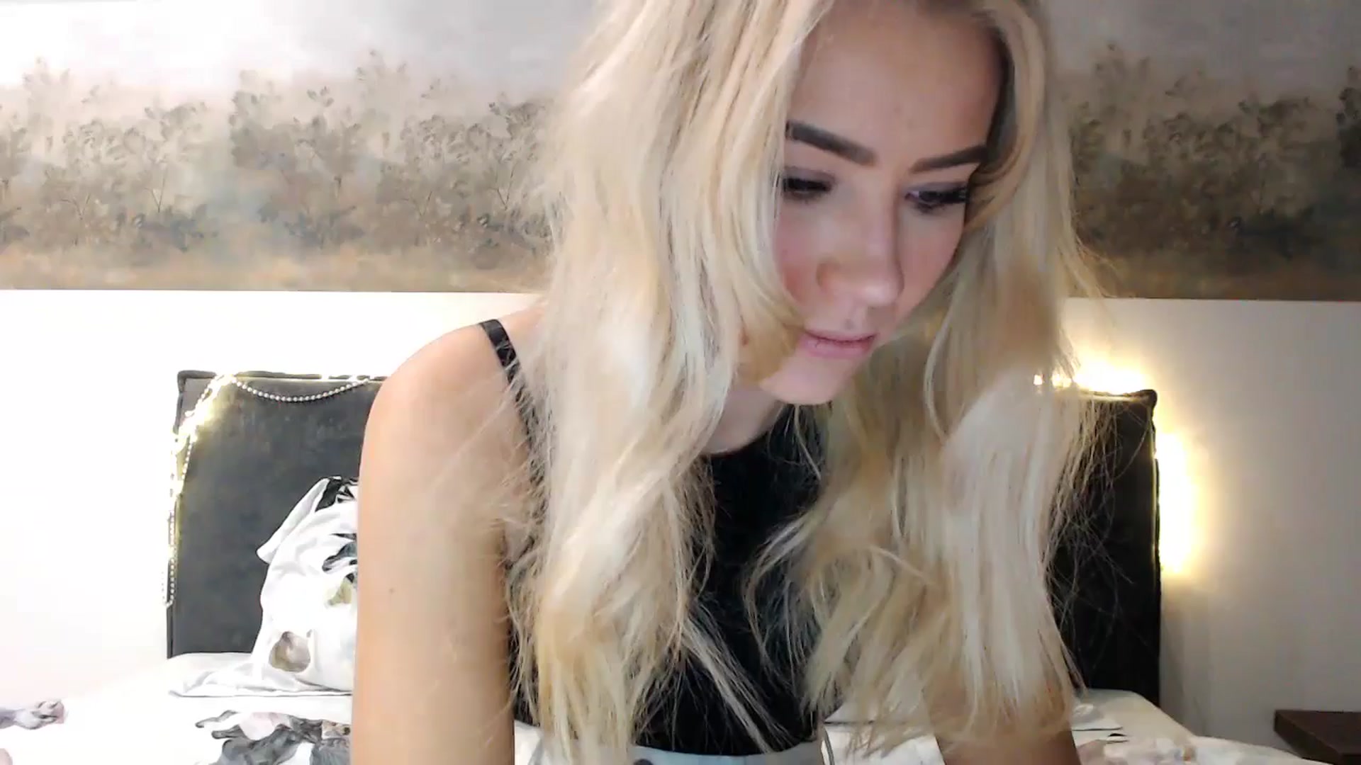 Gallery image thumbnail from fiancee's myfreecams stream on, 12/14/2024, 04:21 image 1 of 20