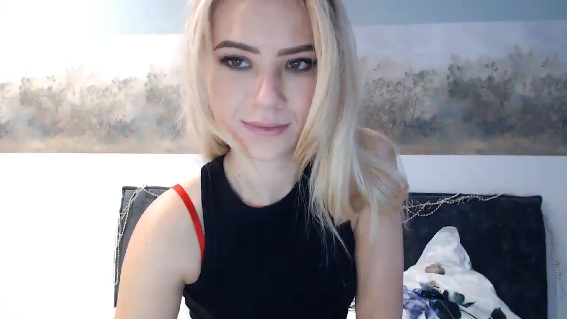 Gallery image thumbnail from fiancee's myfreecams stream on, 12/16/2024, 05:58 image 17 of 20