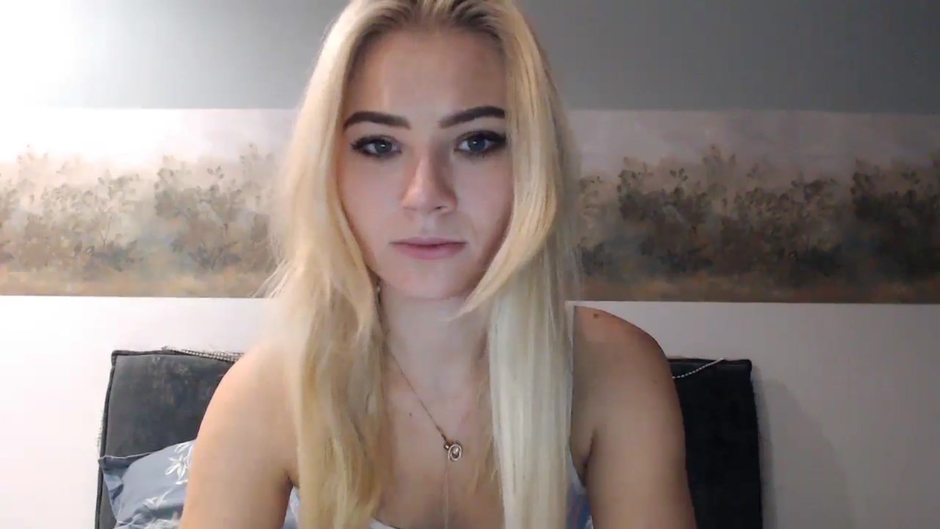Gallery image thumbnail from fiancee's myfreecams stream on, 12/24/2024, 01:03 image 4 of 20