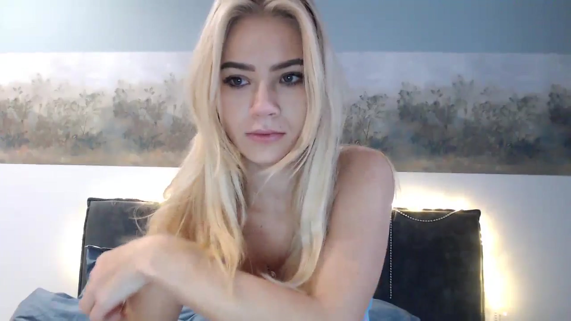 Gallery image thumbnail from fiancee's myfreecams stream on, 12/24/2024, 06:52 image 4 of 20