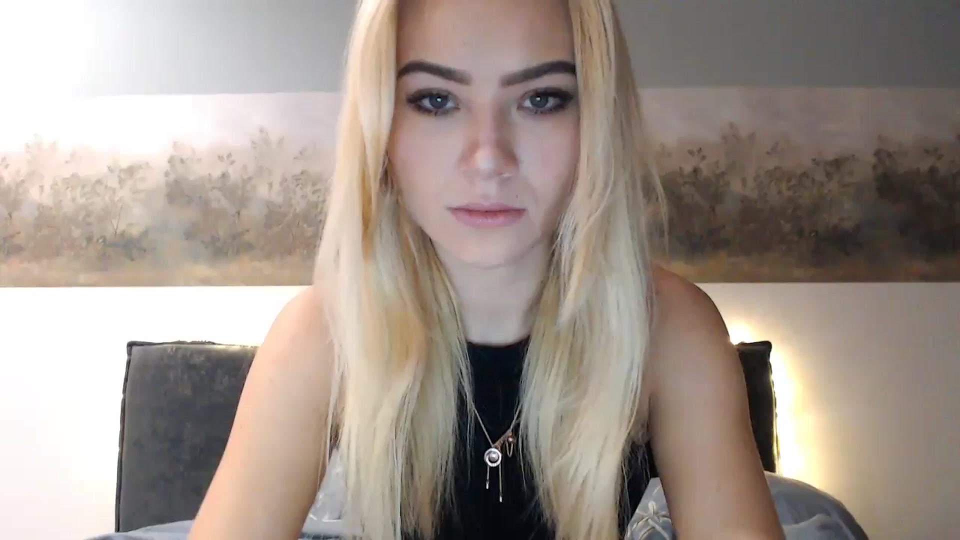 Gallery image thumbnail from fiancee's myfreecams stream on, 12/26/2024, 04:16 image 1 of 20