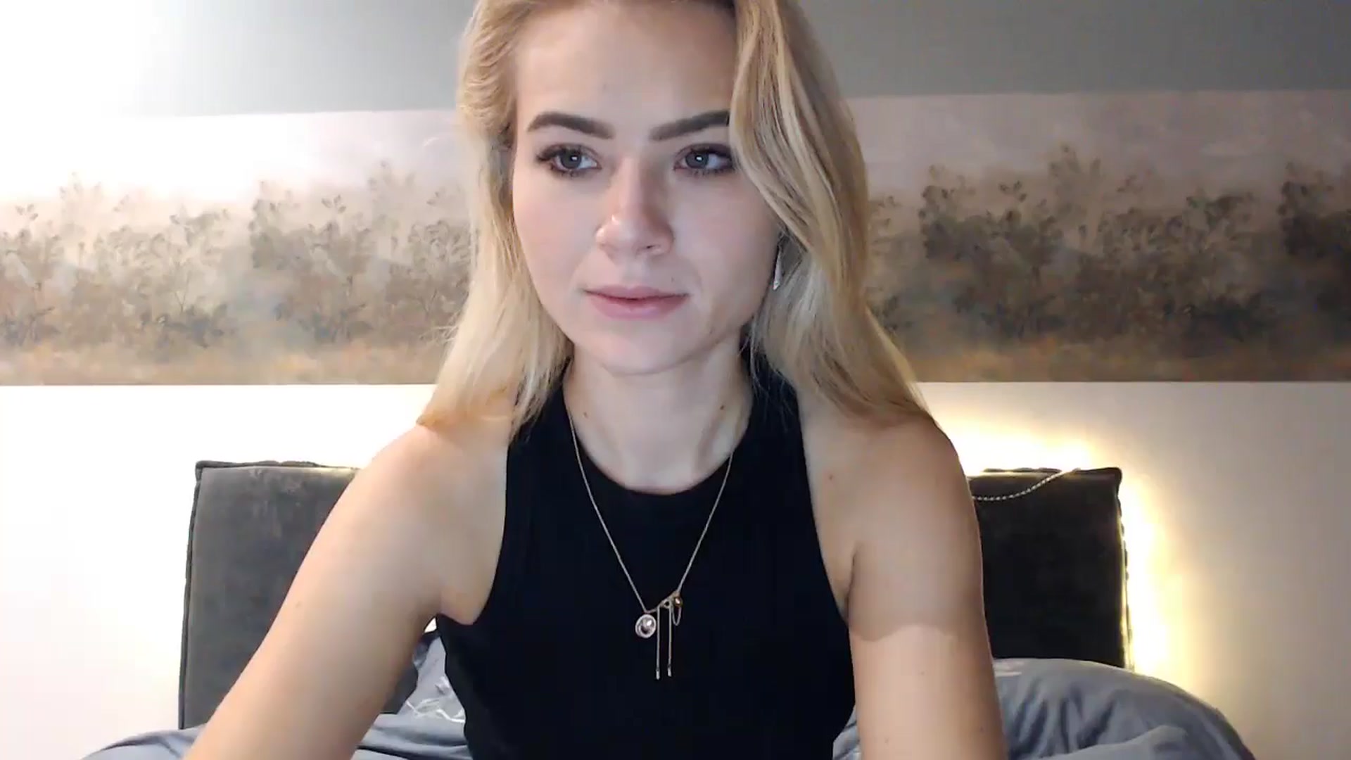 Gallery image thumbnail from fiancee's myfreecams stream on, 12/26/2024, 04:53 image 17 of 20