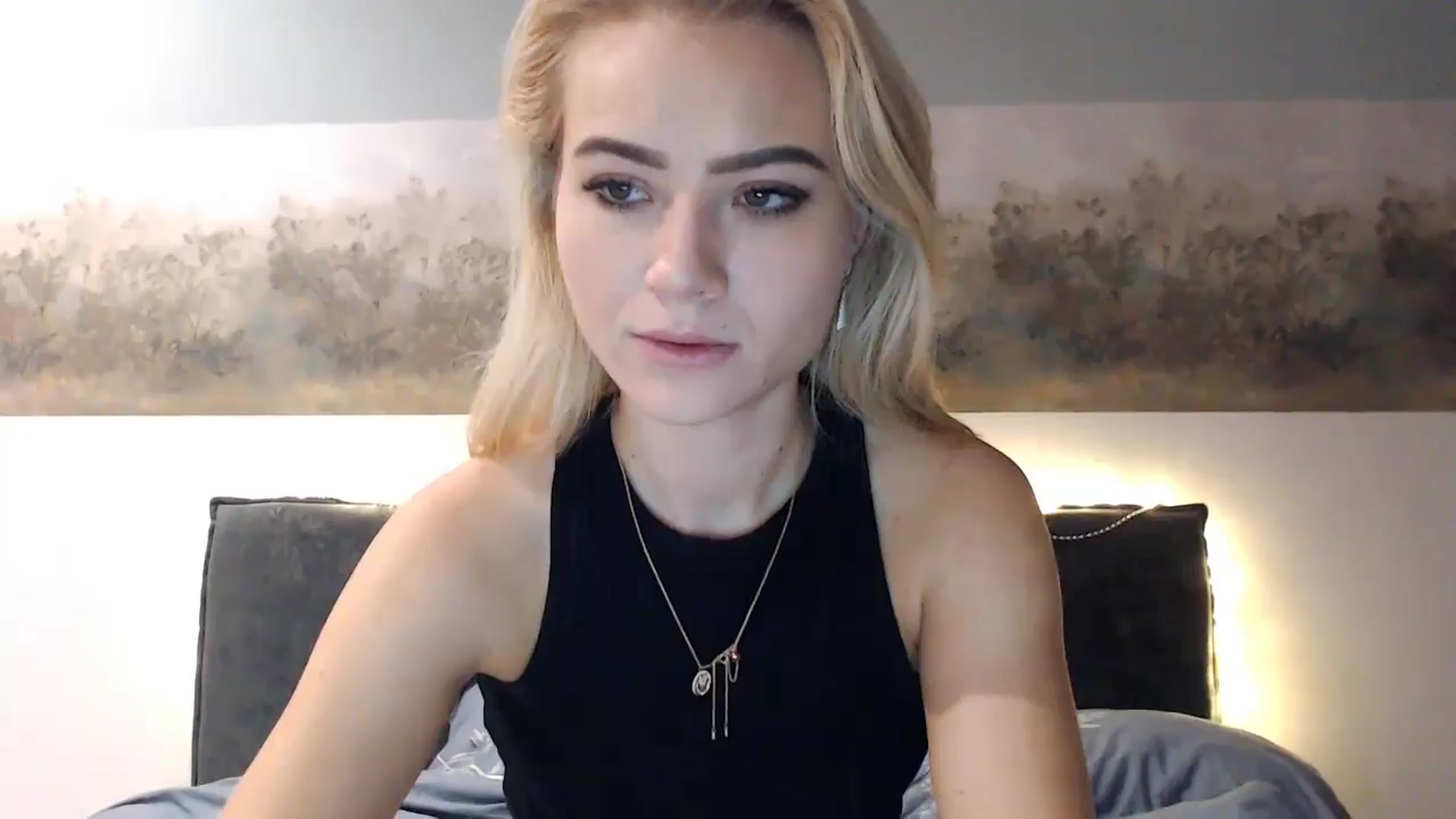 Gallery image thumbnail from fiancee's myfreecams stream on, 12/26/2024, 04:53 image 15 of 20