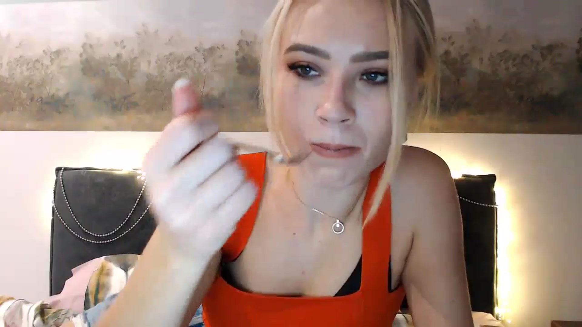 Gallery image thumbnail from fiancee's myfreecams stream on, 12/31/2024, 05:45 image 7 of 20