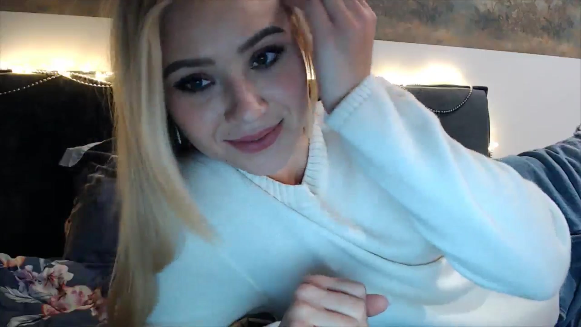 Gallery image thumbnail from fiancee's myfreecams stream on, 01/06/2025, 23:42 image 9 of 20