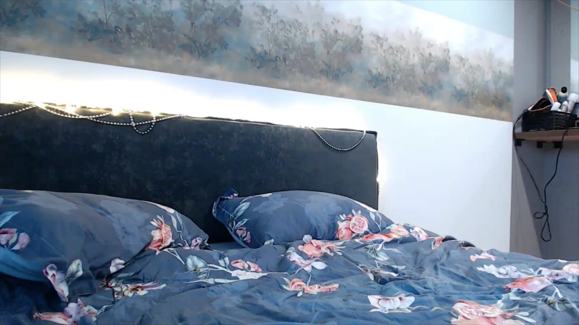 Gallery image thumbnail from fiancee's myfreecams stream on, 01/07/2025, 07:31 image 20 of 20