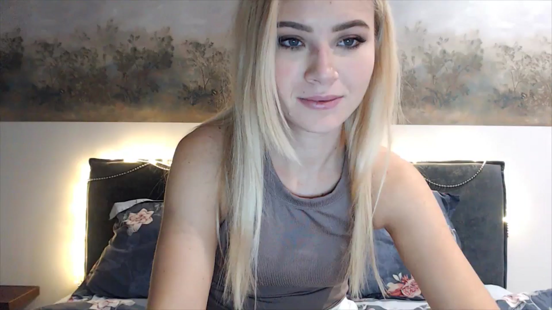 Gallery image thumbnail from fiancee's myfreecams stream on, 01/08/2025, 05:07 image 14 of 20