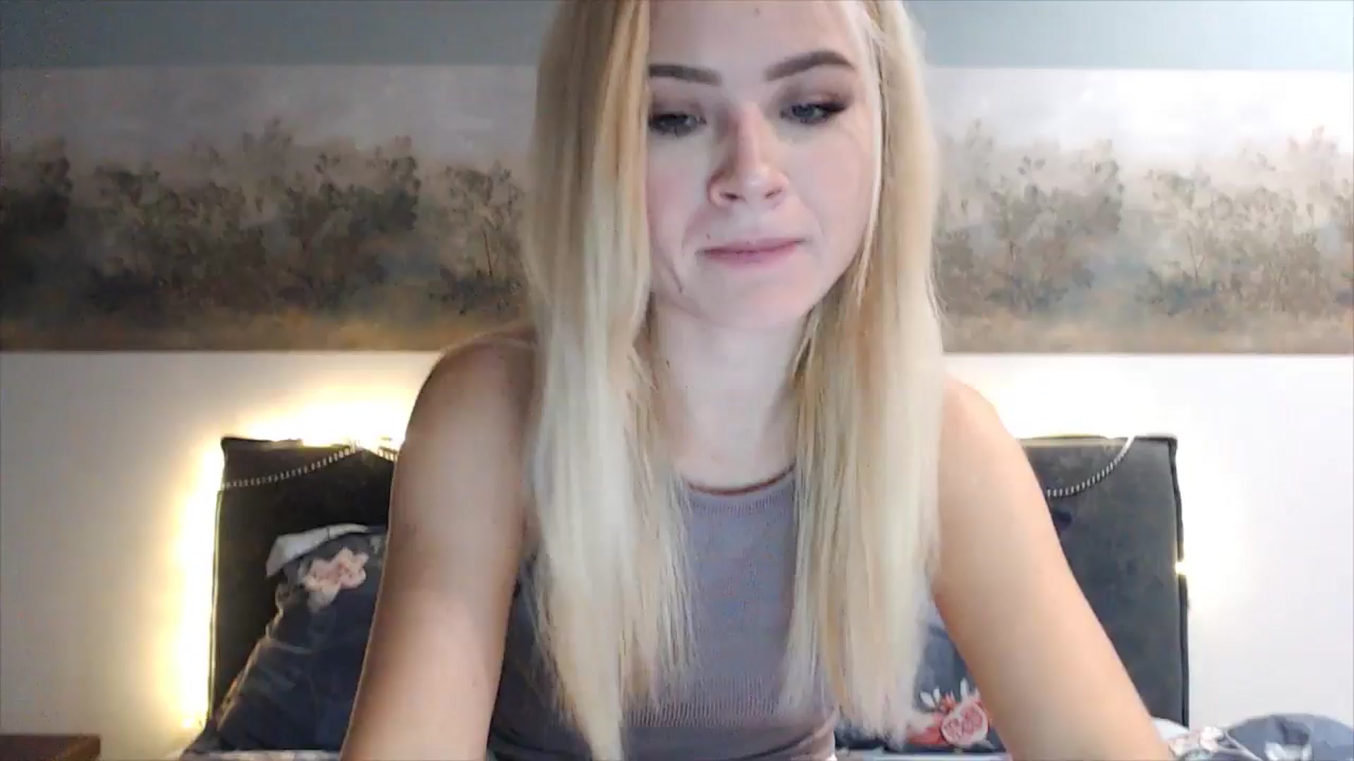 Gallery image thumbnail from fiancee's myfreecams stream on, 01/08/2025, 05:07 image 1 of 20