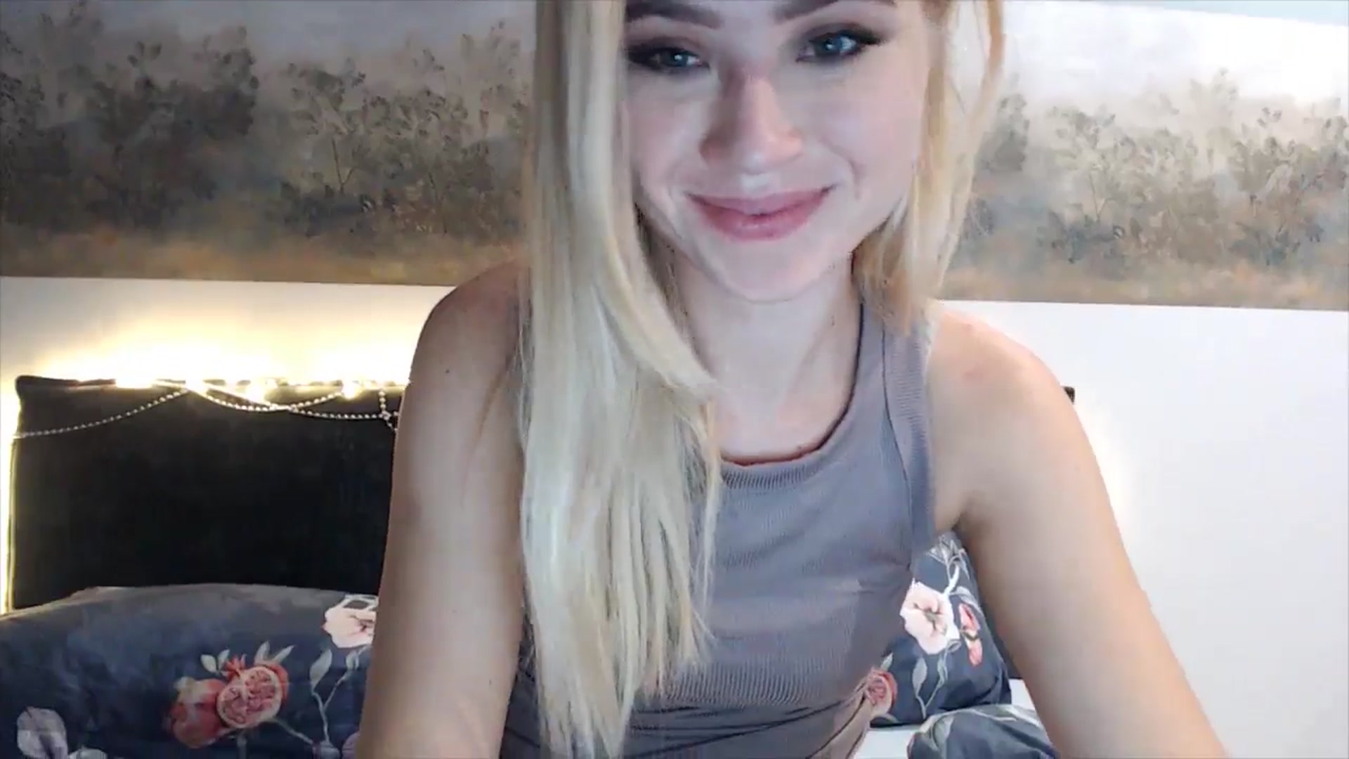 Gallery image thumbnail from fiancee's myfreecams stream on, 01/08/2025, 06:01 image 8 of 20