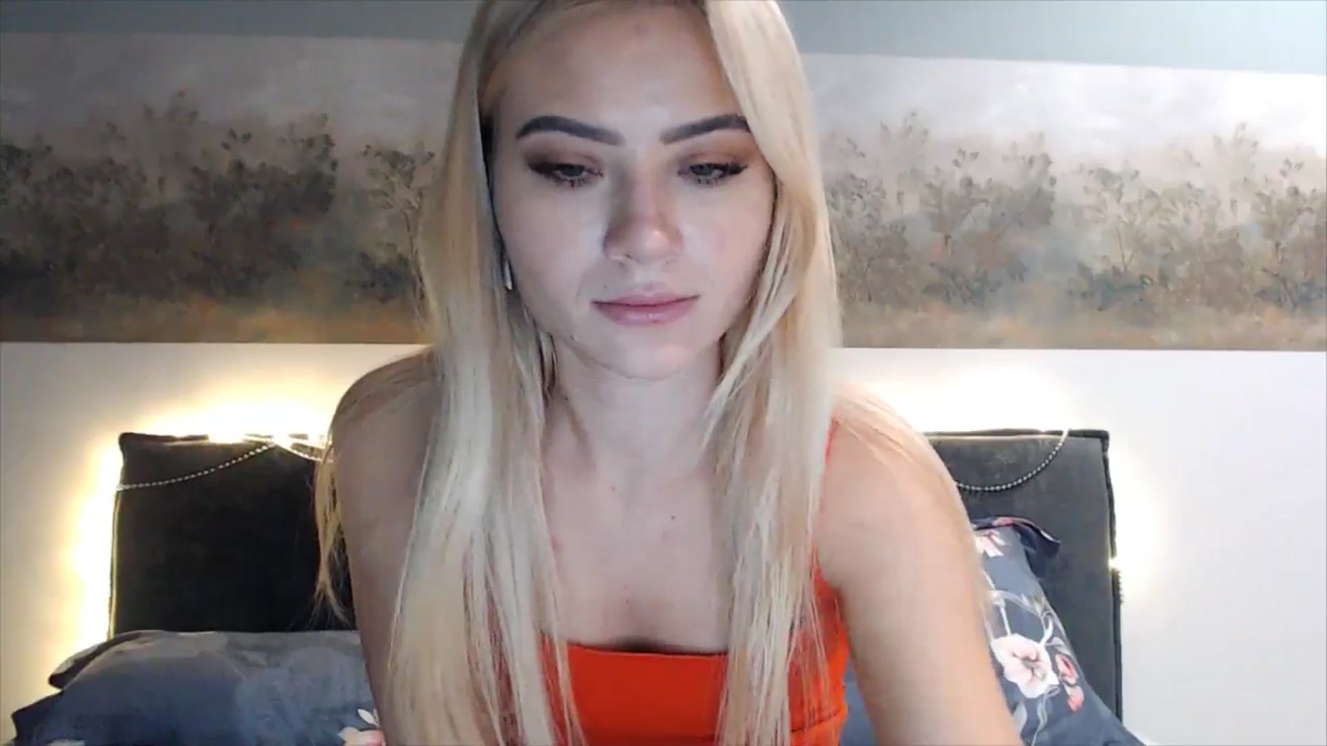 Gallery image thumbnail from fiancee's myfreecams stream on, 01/09/2025, 03:50 image 16 of 20