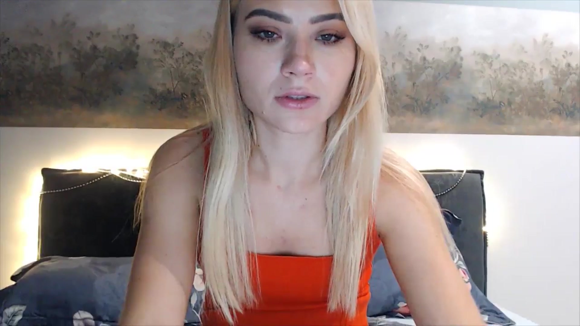 Gallery image thumbnail from fiancee's myfreecams stream on, 01/09/2025, 03:50 image 20 of 20