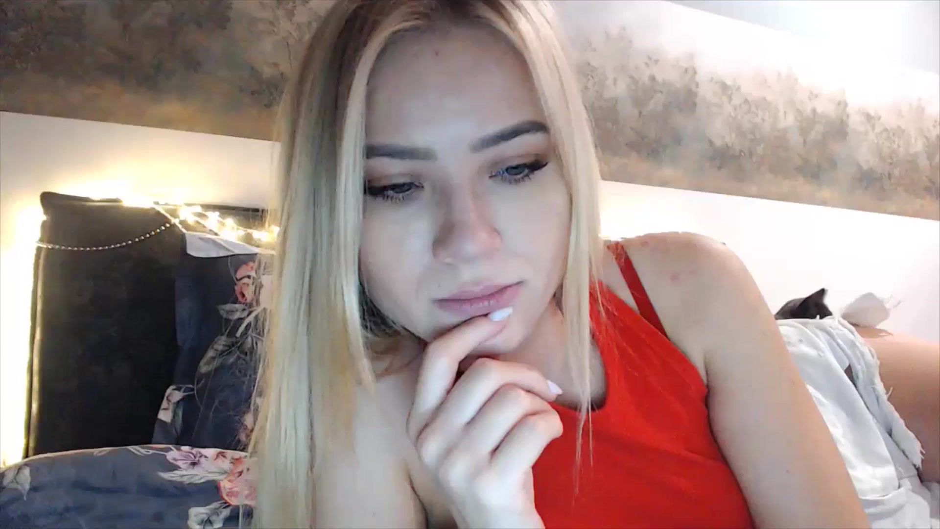 Gallery image thumbnail from fiancee's myfreecams stream on, 01/11/2025, 02:18 image 13 of 20