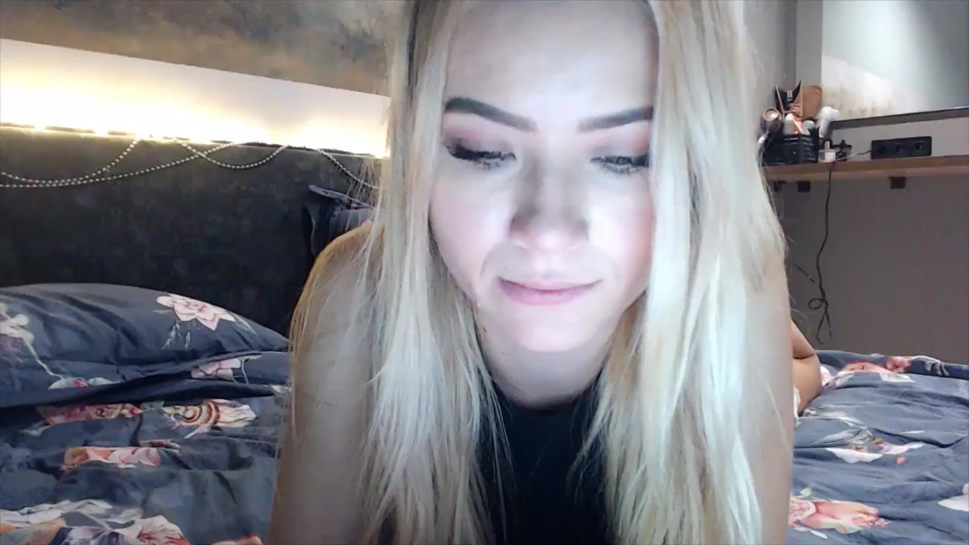 Gallery image thumbnail from fiancee's myfreecams stream on, 01/14/2025, 03:41 image 9 of 20