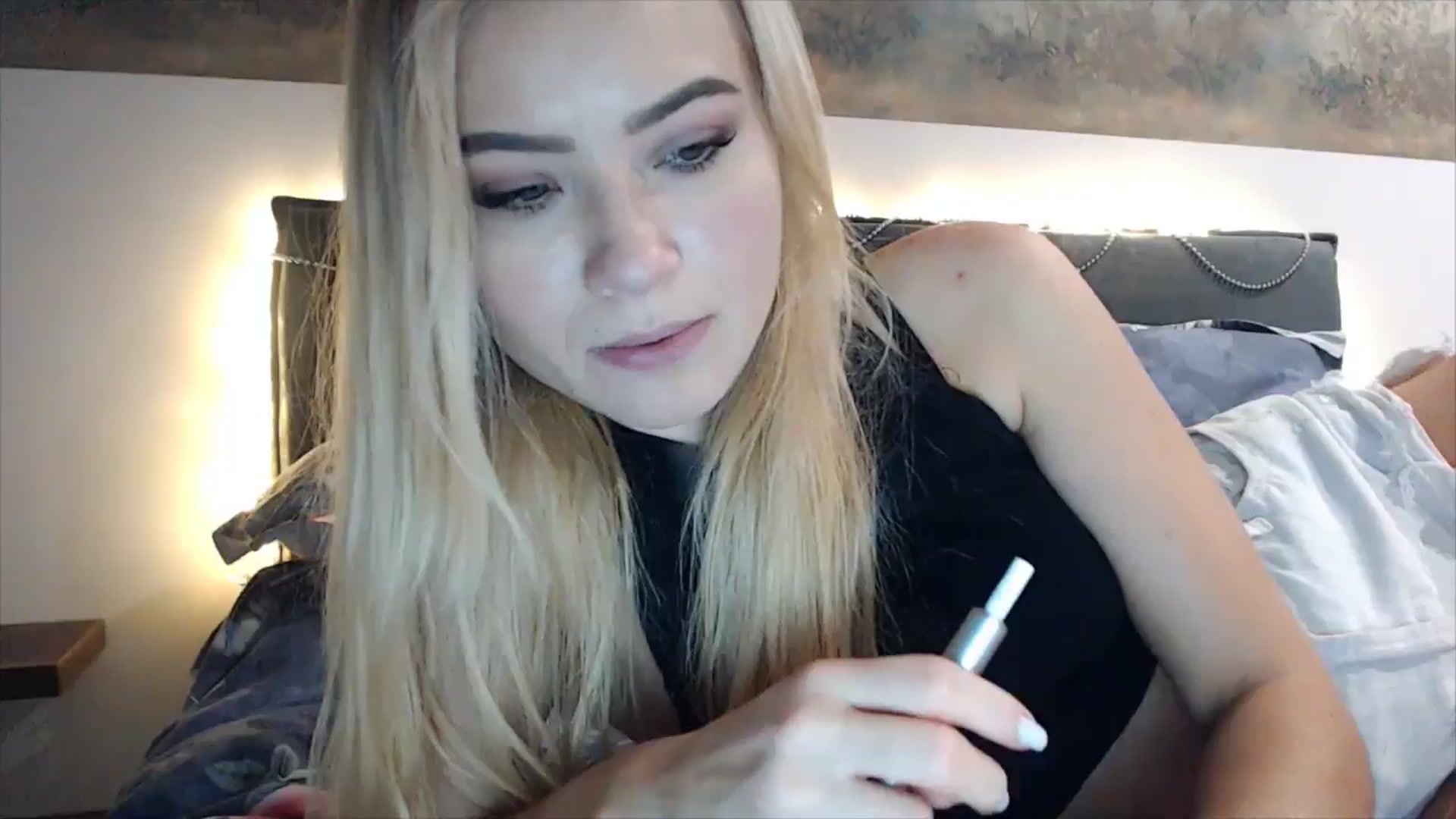Gallery image thumbnail from fiancee's myfreecams stream on, 01/14/2025, 03:41 image 1 of 20