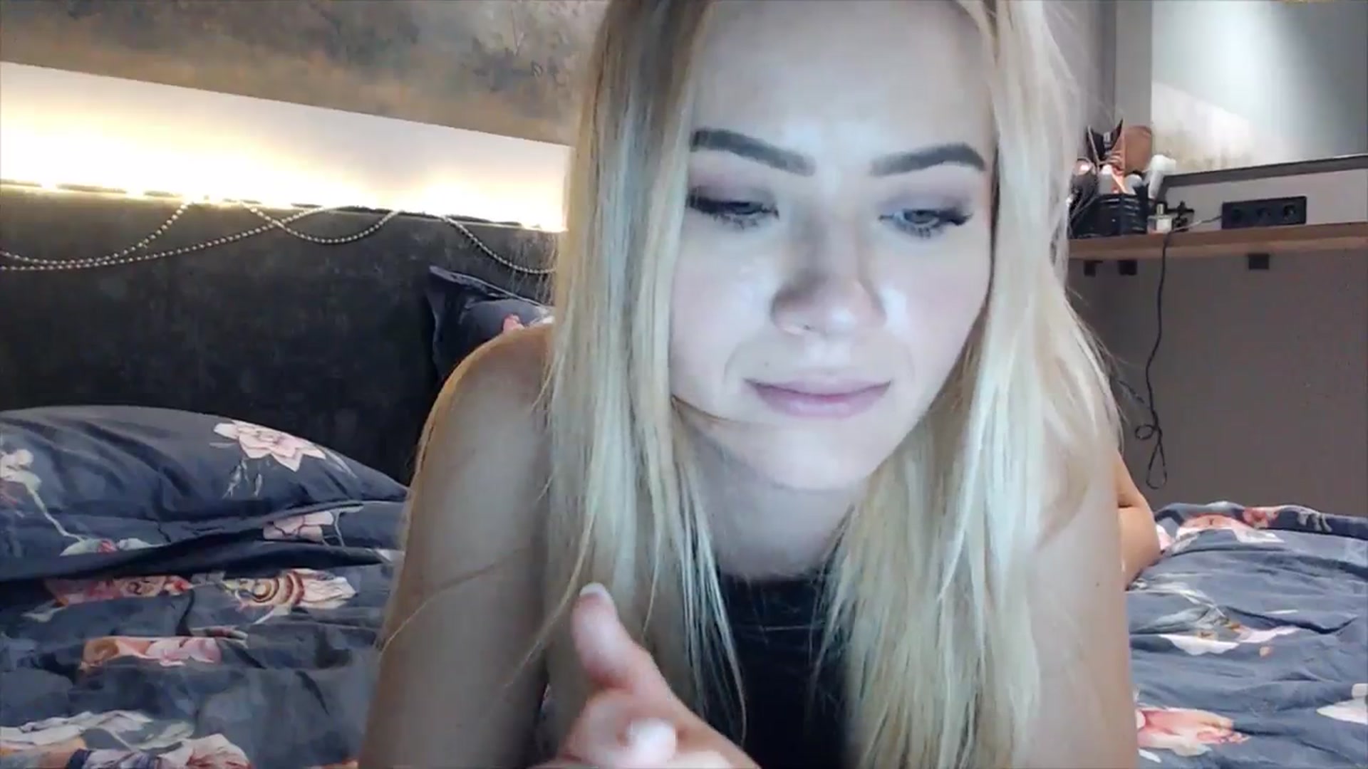 Gallery image thumbnail from fiancee's myfreecams stream on, 01/14/2025, 03:41 image 12 of 20