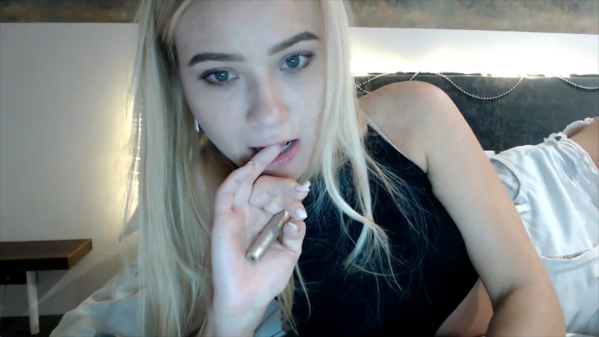 Gallery image thumbnail from fiancee's myfreecams stream on, 01/21/2025, 04:21 image 2 of 20