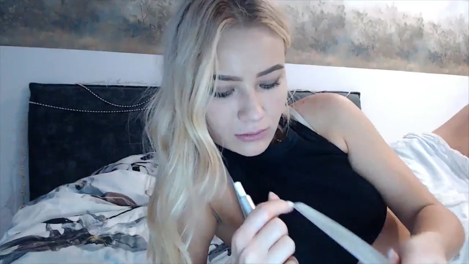 Gallery image thumbnail from fiancee's myfreecams stream on, 01/22/2025, 06:42 image 14 of 20