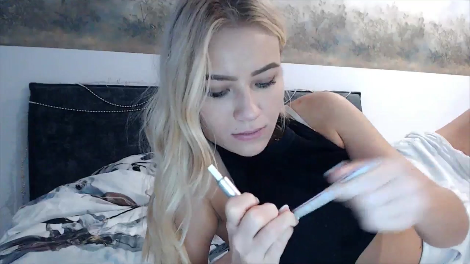 Gallery image thumbnail from fiancee's myfreecams stream on, 01/22/2025, 06:42 image 13 of 20