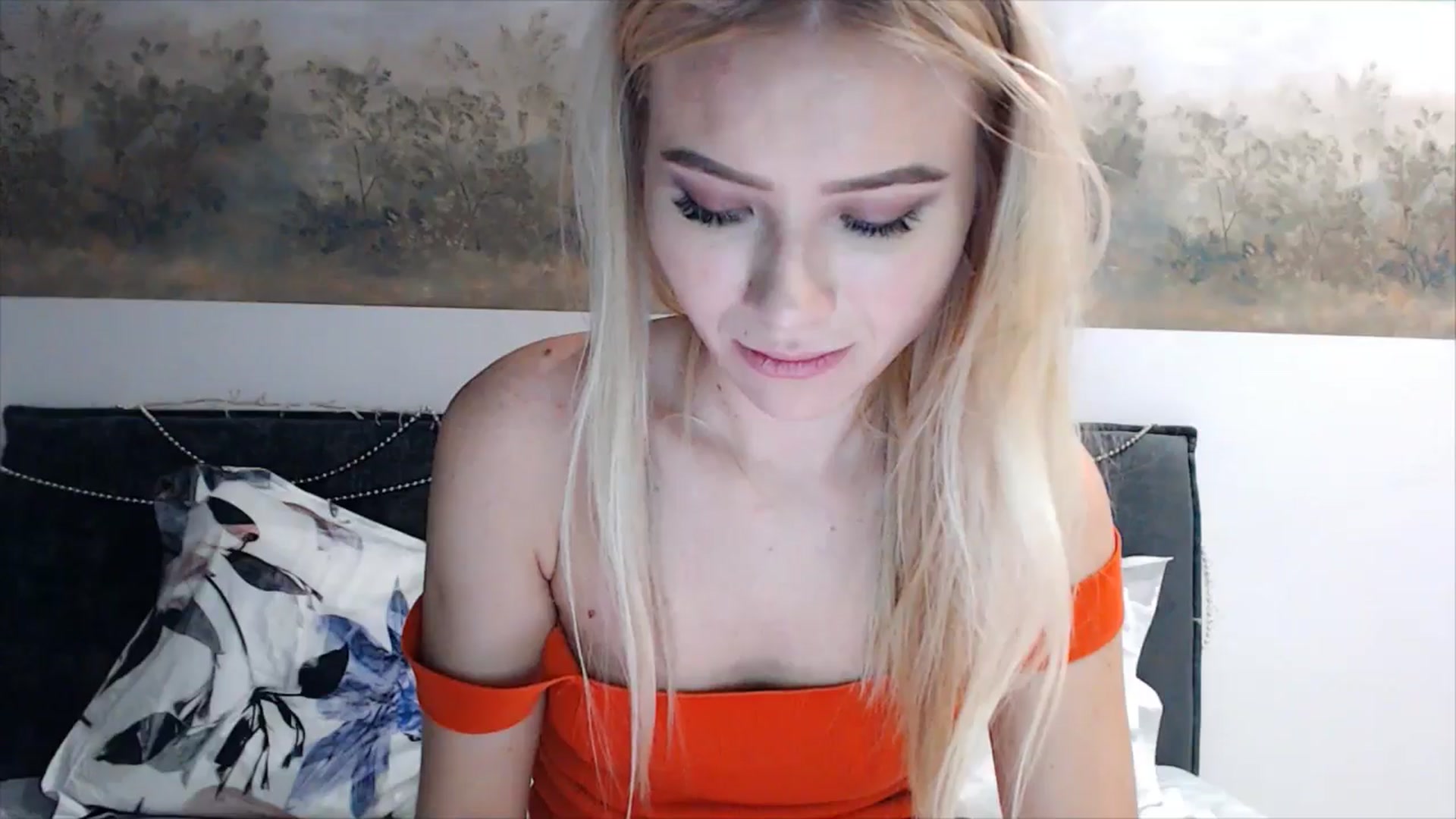 Gallery image thumbnail from fiancee's myfreecams stream on, 01/24/2025, 03:40 image 15 of 20