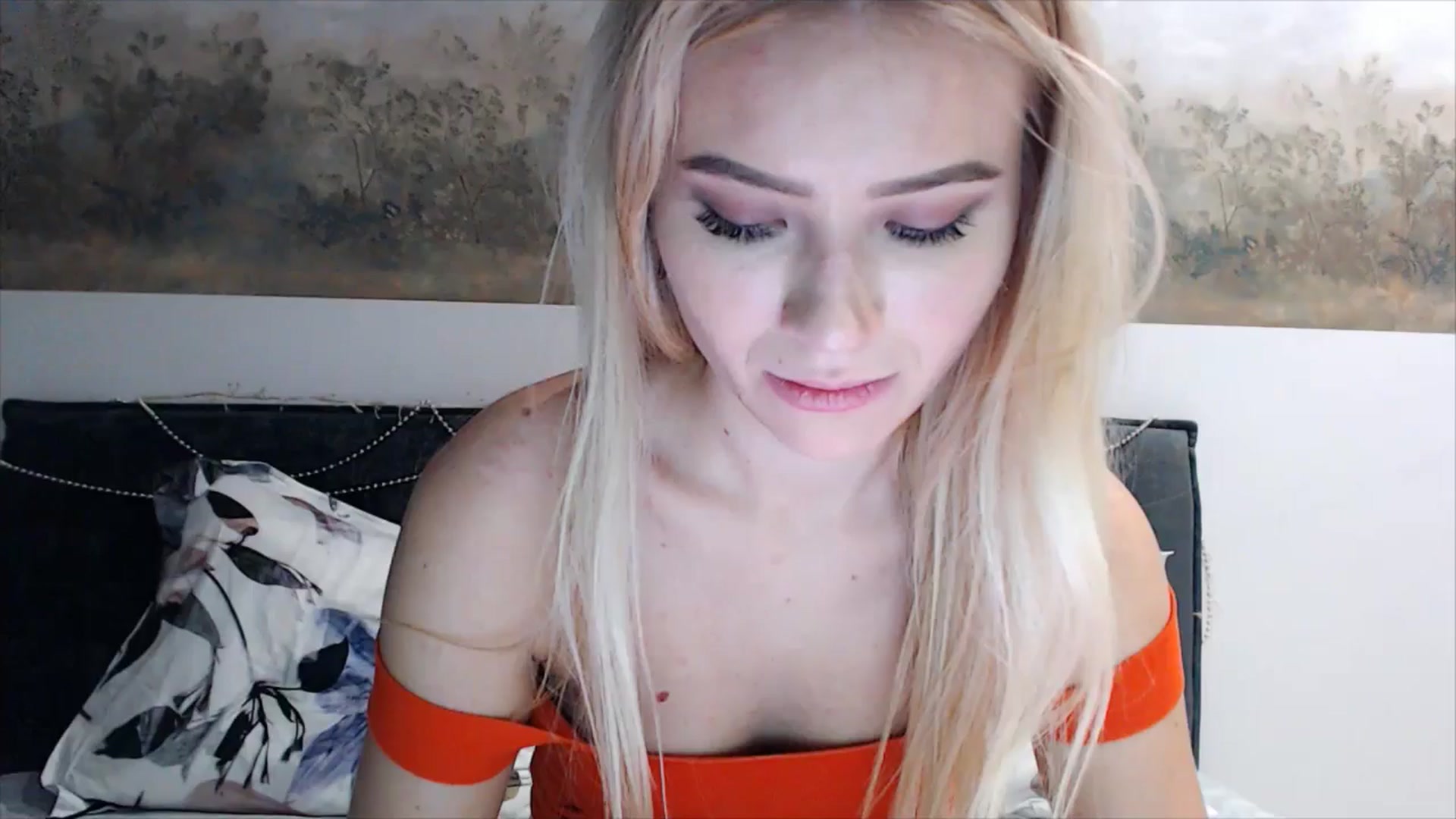Gallery image thumbnail from fiancee's myfreecams stream on, 01/24/2025, 03:40 image 18 of 20