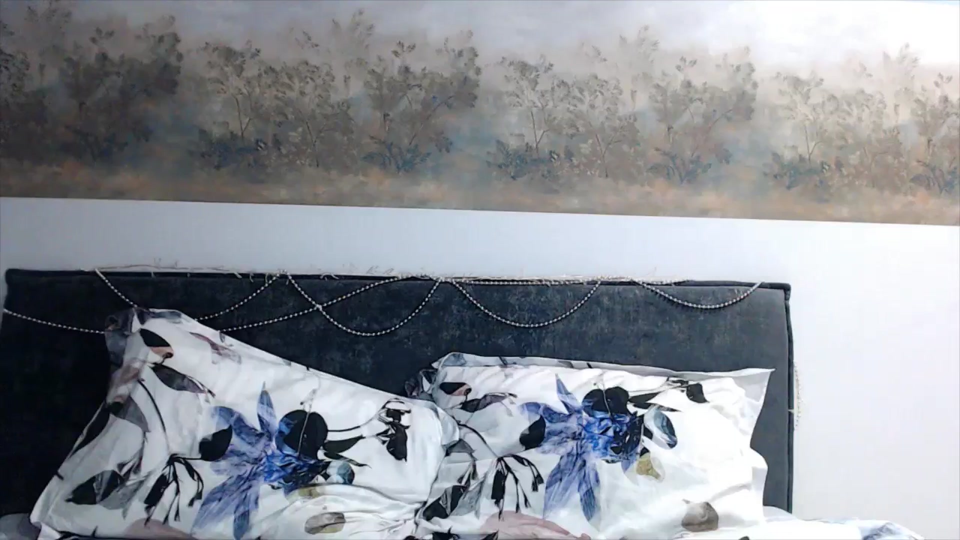 Gallery image thumbnail from fiancee's myfreecams stream on, 01/24/2025, 03:40 image 20 of 20