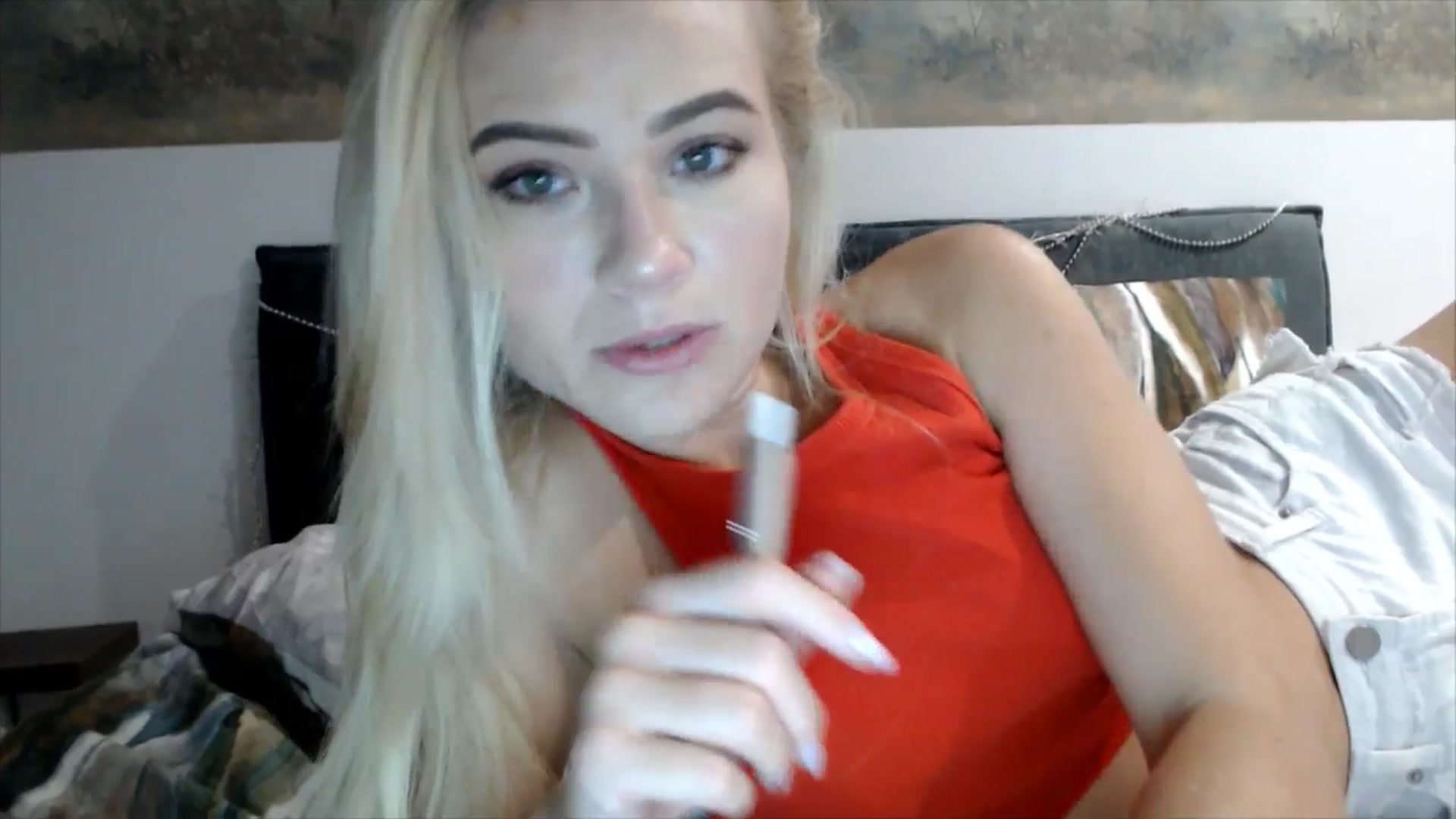 Gallery image thumbnail from fiancee's myfreecams stream on, 02/14/2025, 03:09 image 16 of 20