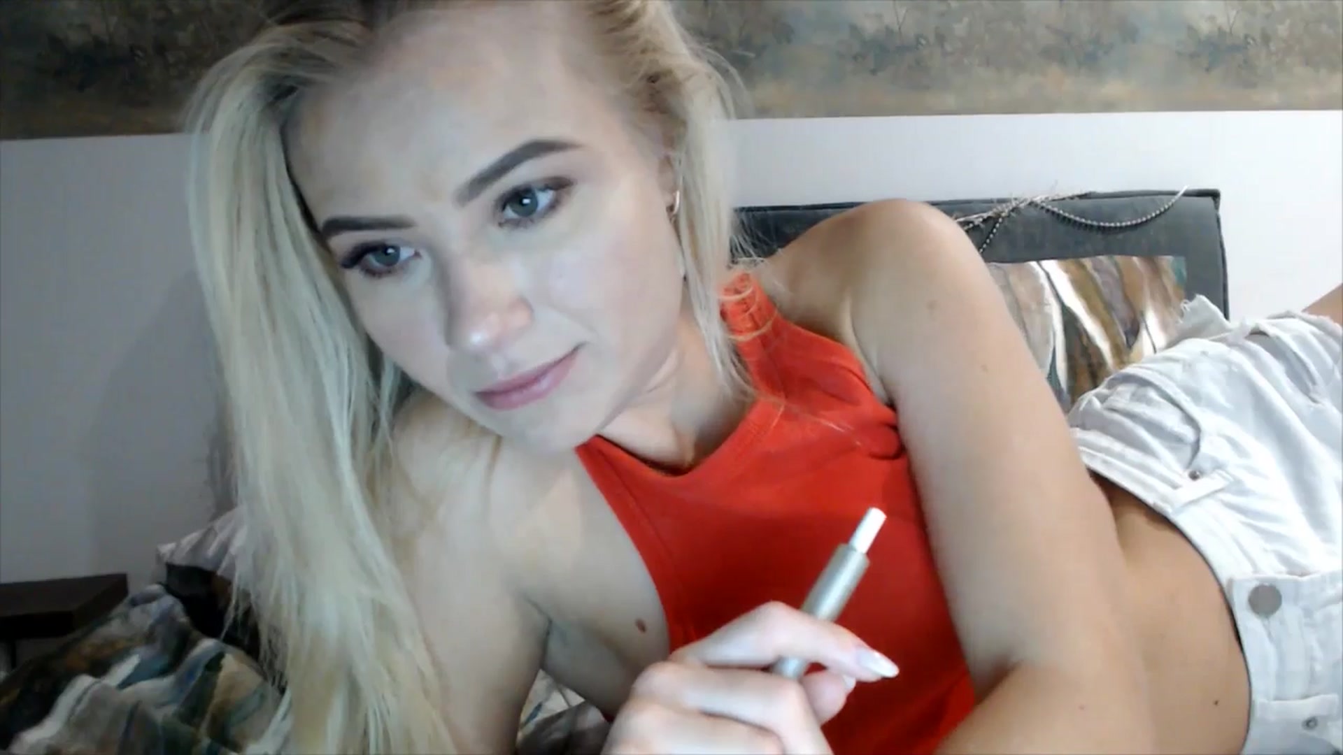 Gallery image thumbnail from fiancee's myfreecams stream on, 02/14/2025, 03:09 image 18 of 20