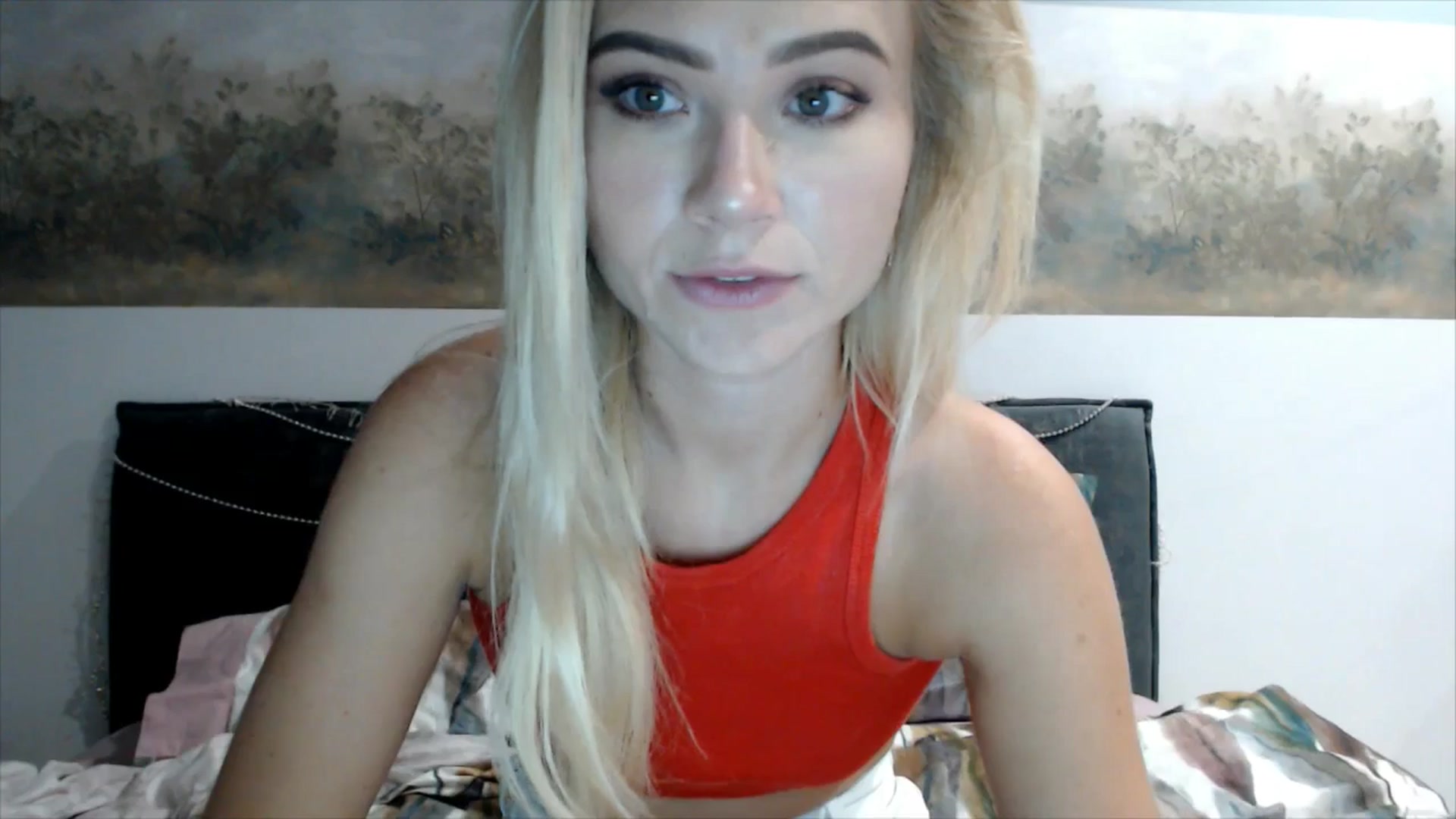 Gallery image thumbnail from fiancee's myfreecams stream on, 02/14/2025, 04:18 image 6 of 20