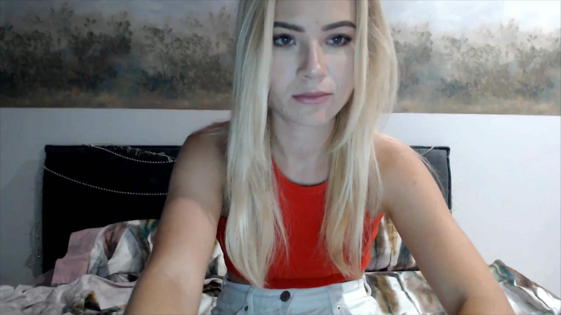 Gallery image thumbnail from fiancee's myfreecams stream on, 02/14/2025, 04:18 image 17 of 20