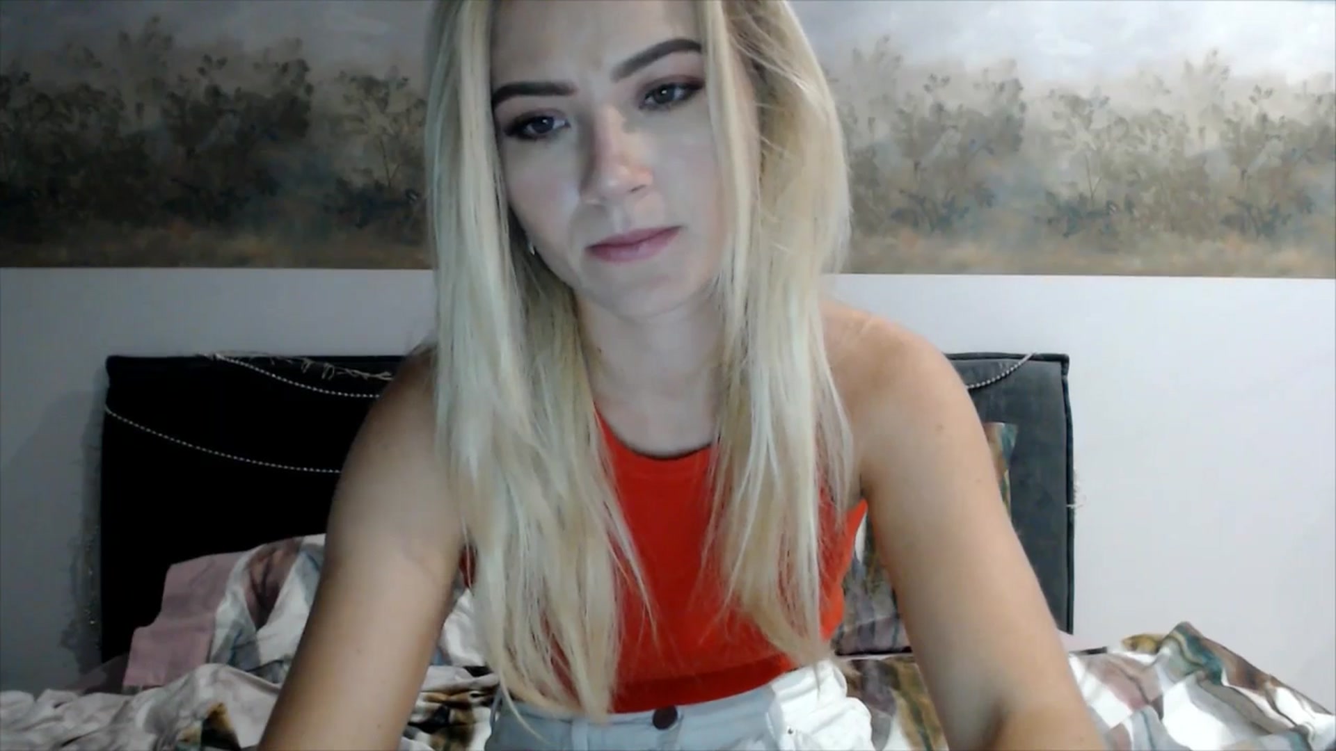 Gallery image thumbnail from fiancee's myfreecams stream on, 02/14/2025, 04:18 image 16 of 20