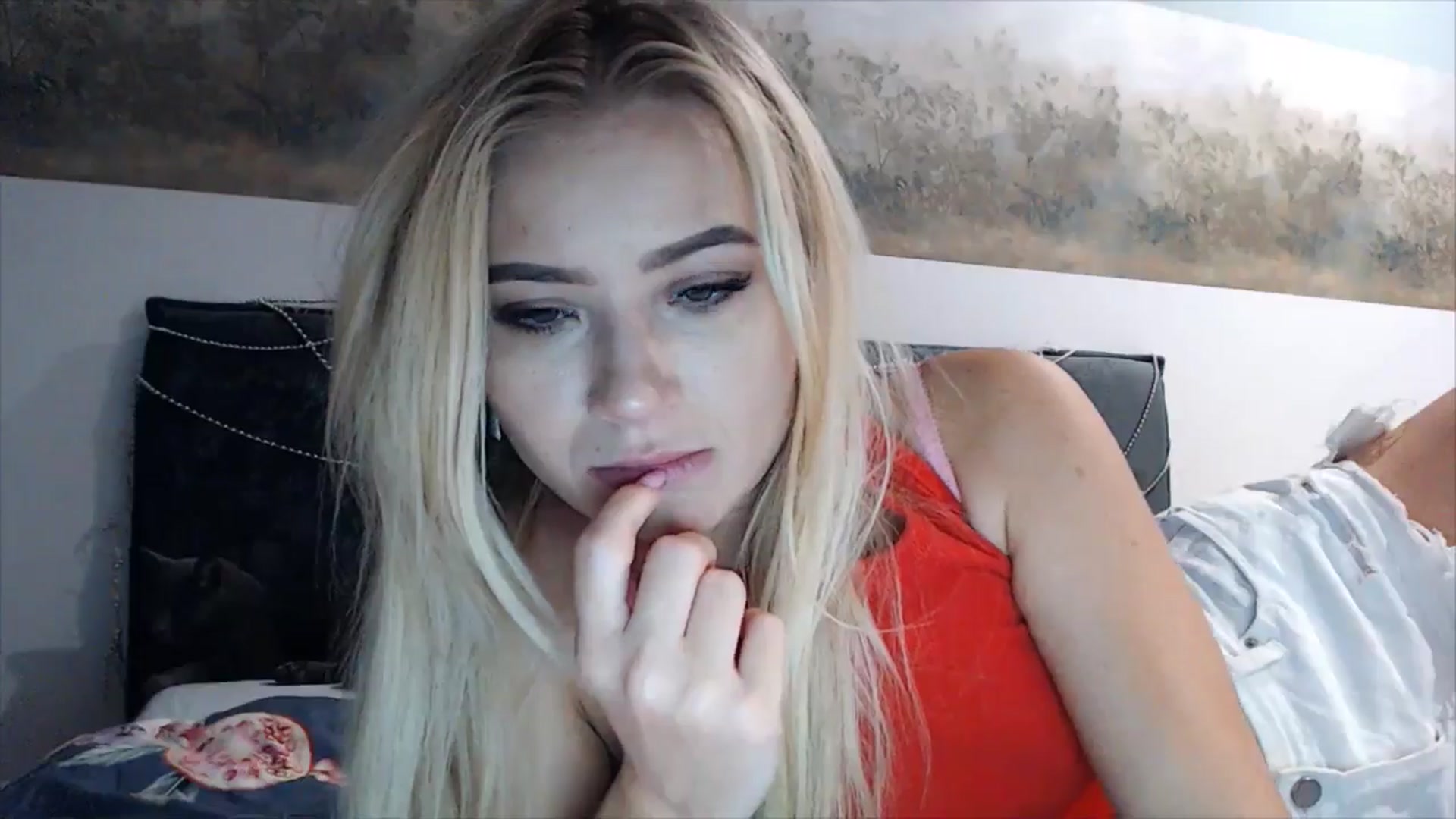 Gallery image thumbnail from fiancee's myfreecams stream on, 02/27/2025, 02:48 image 10 of 20