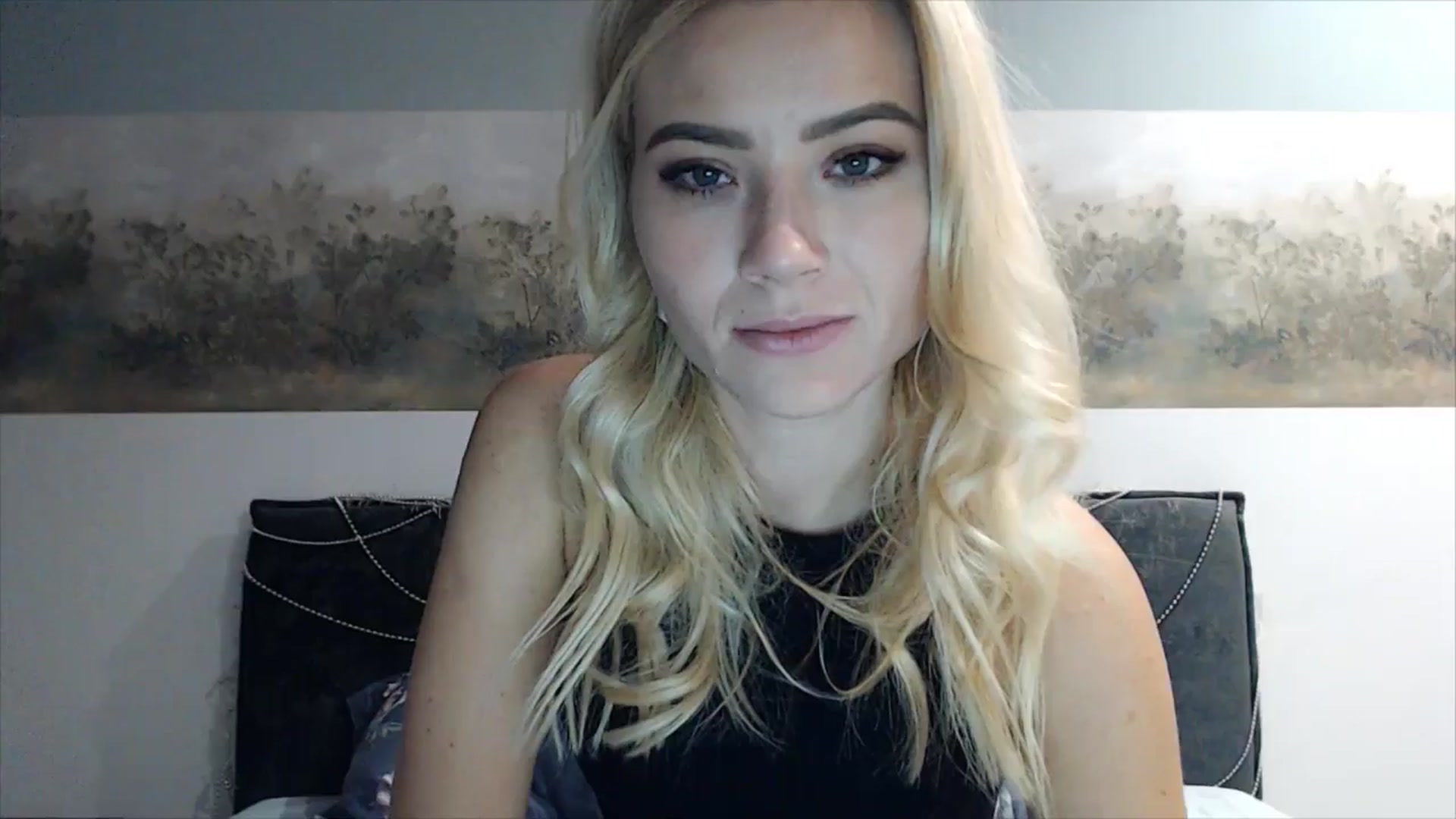 Gallery image thumbnail from fiancee's myfreecams stream on, 02/28/2025, 04:44 image 6 of 20