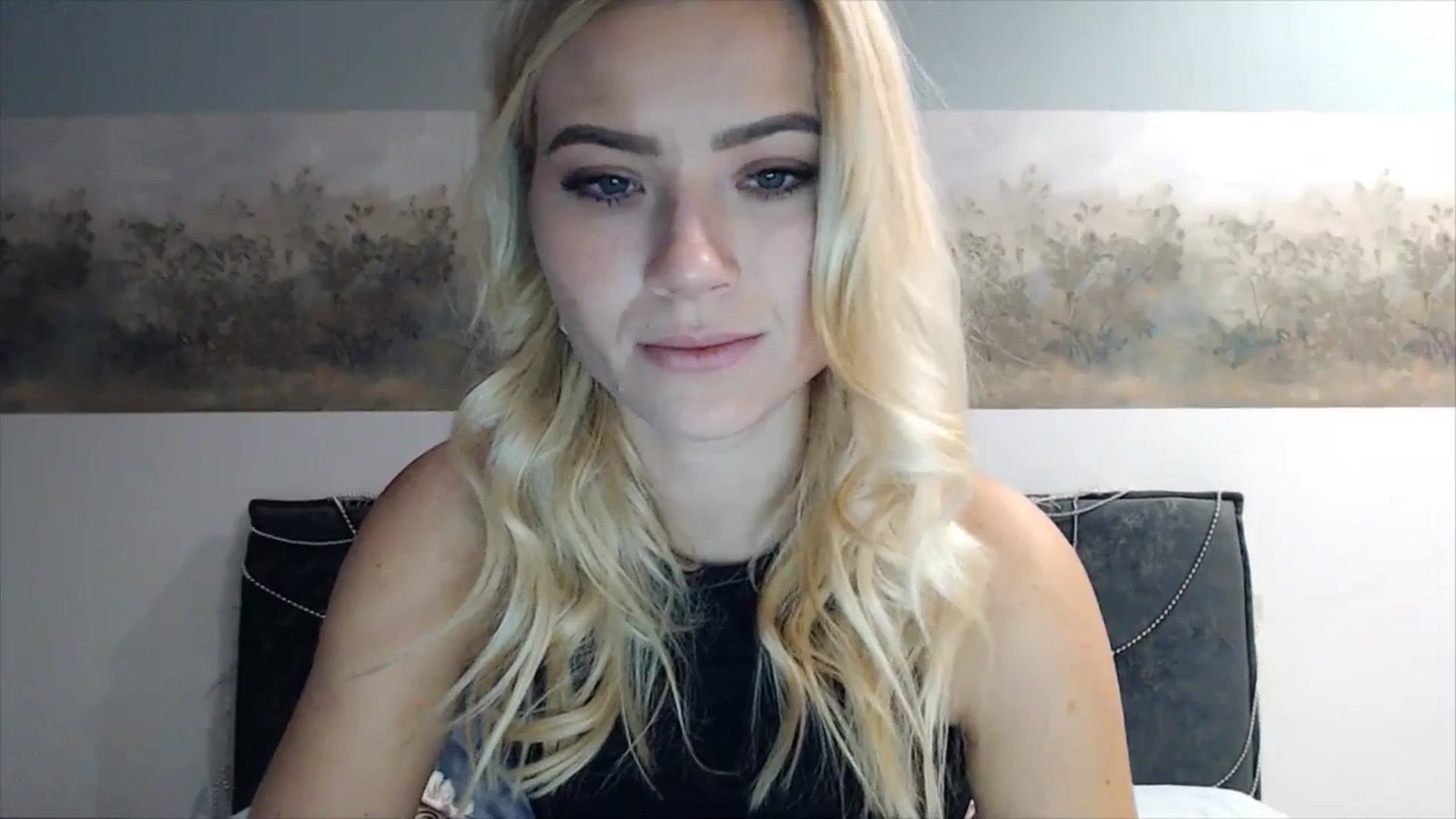 Gallery image thumbnail from fiancee's myfreecams stream on, 02/28/2025, 04:44 image 8 of 20