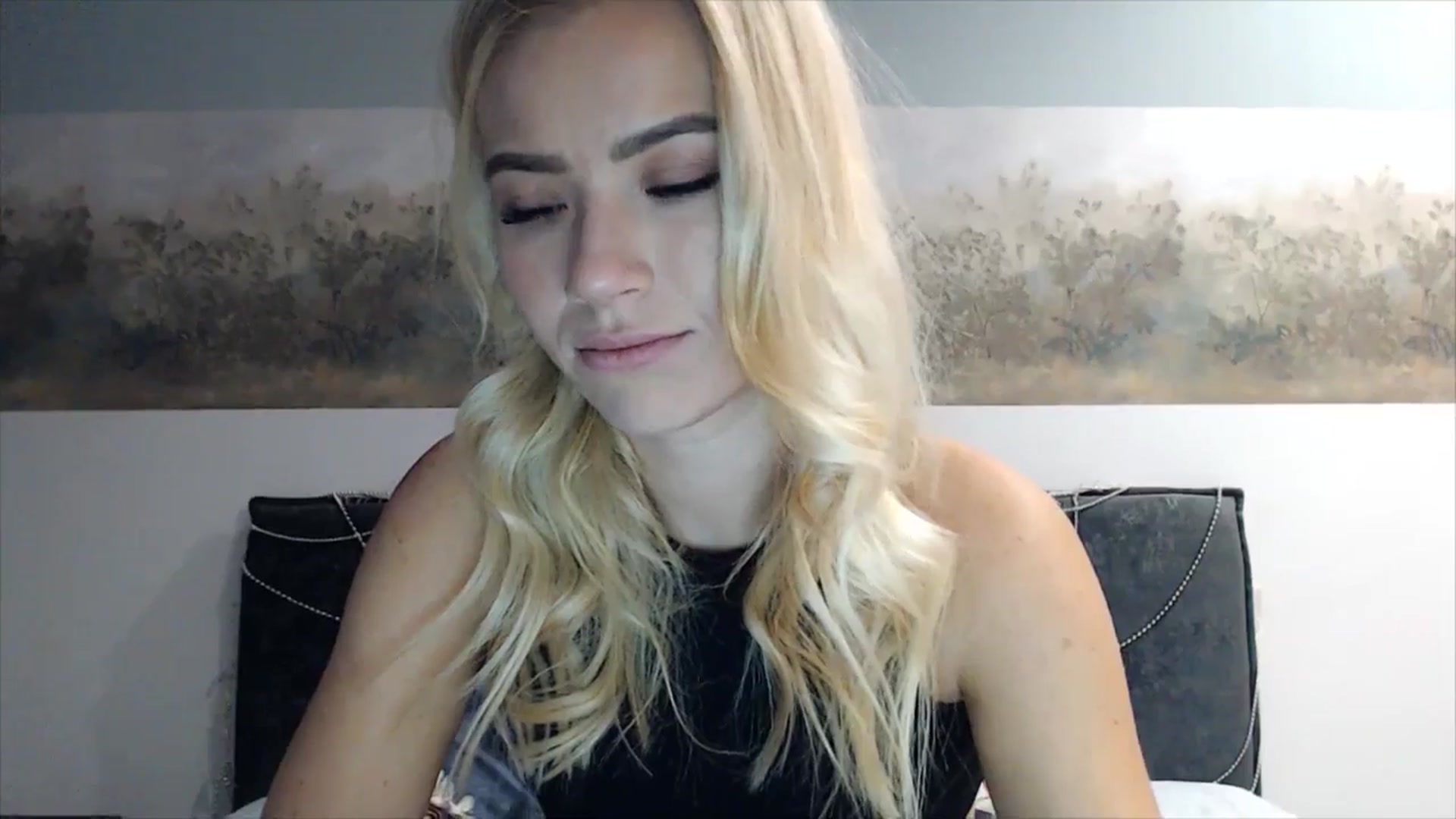 Gallery image thumbnail from fiancee's myfreecams stream on, 02/28/2025, 04:44 image 9 of 20