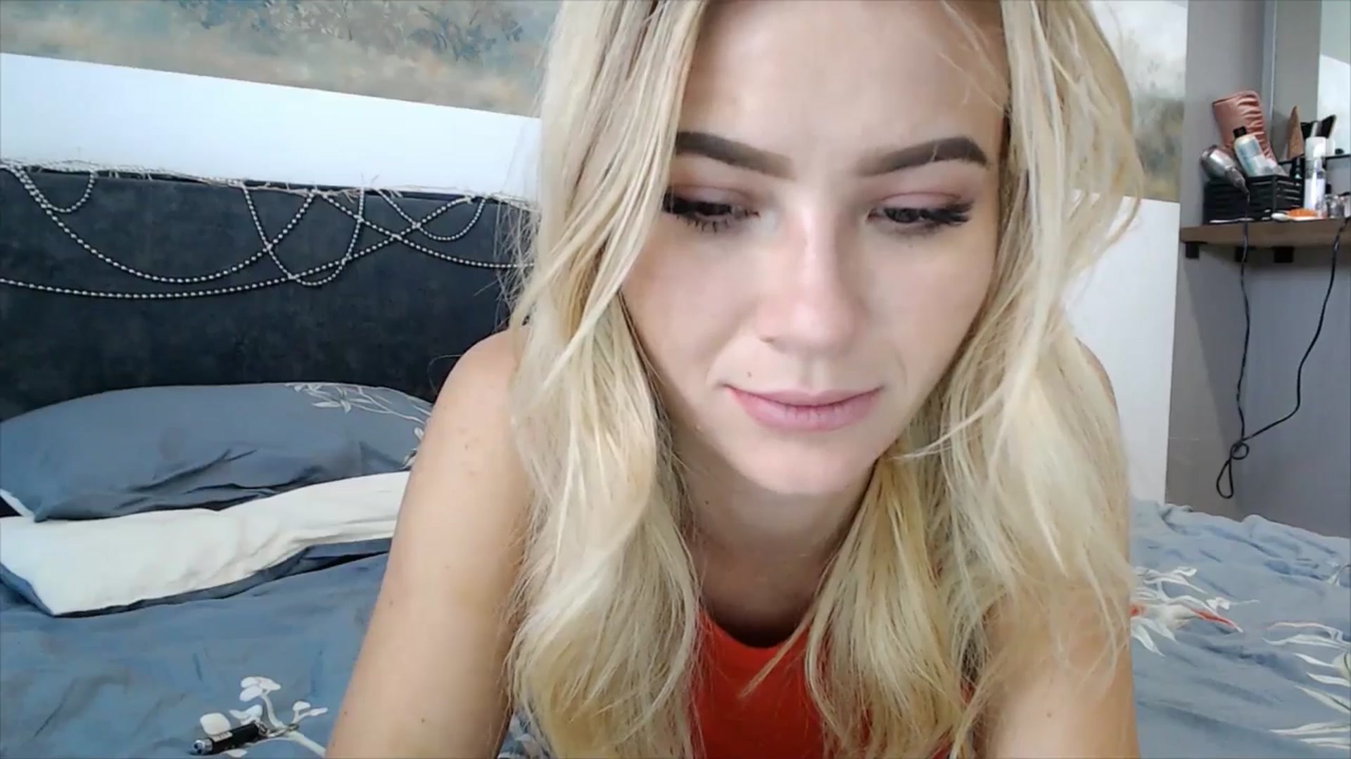 Gallery image thumbnail from fiancee's myfreecams stream on, 03/05/2025, 07:17 image 8 of 20