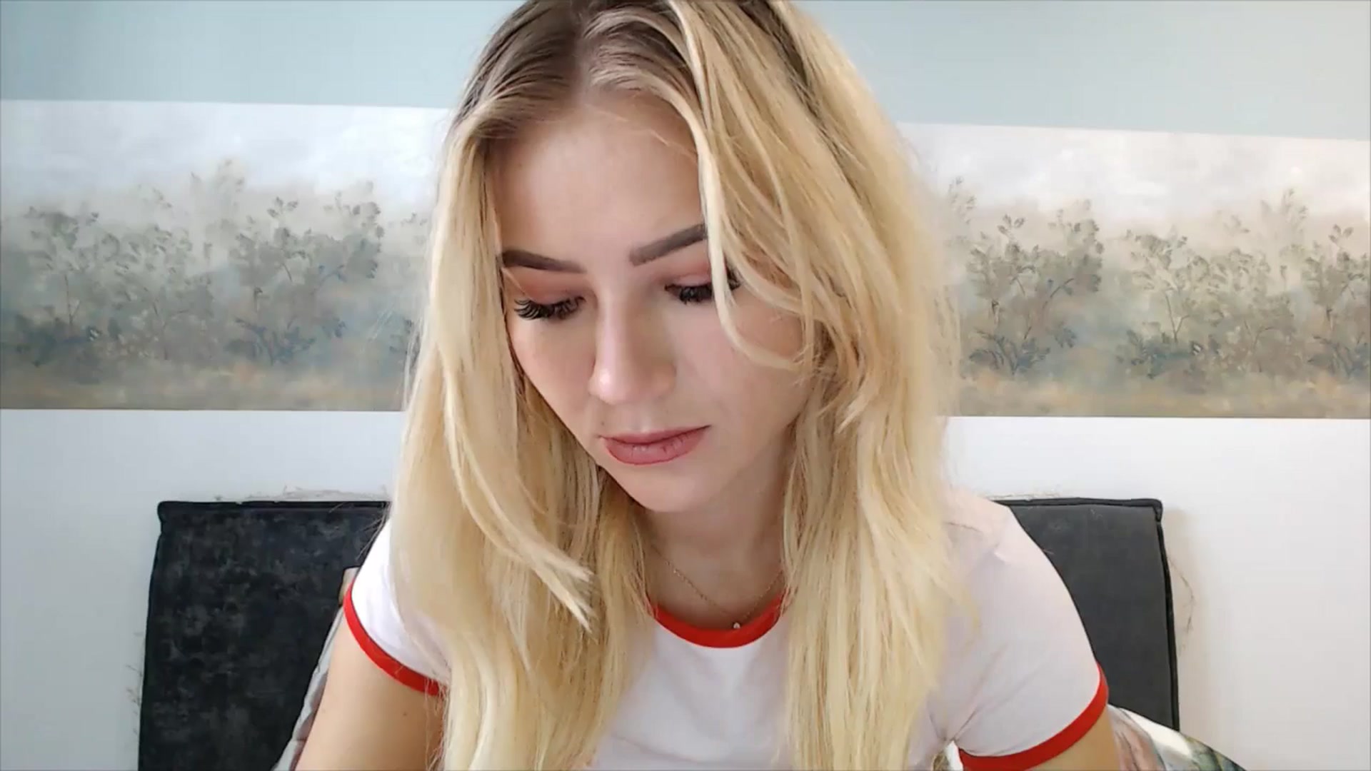 Gallery image thumbnail from fiancee's myfreecams stream on, 03/10/2025, 05:57 image 8 of 20