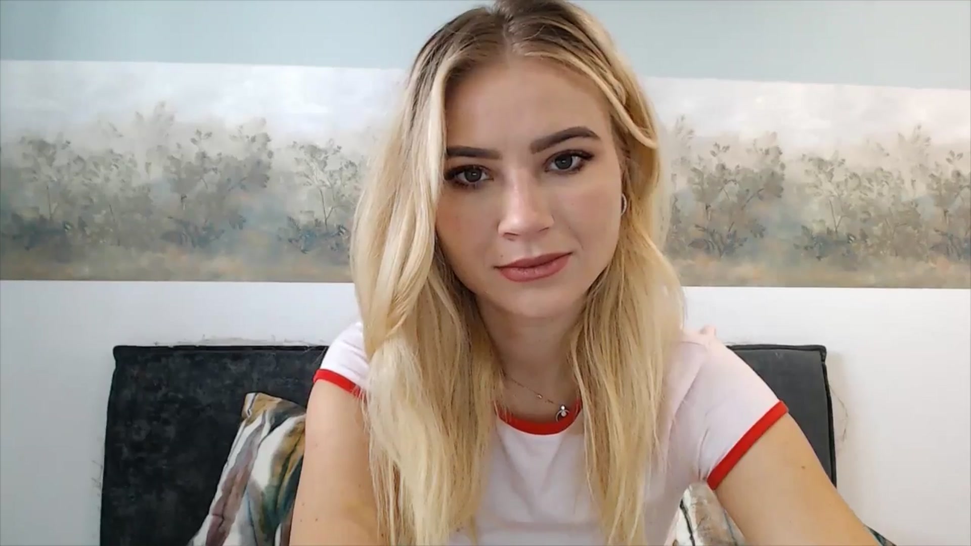 Gallery image thumbnail from fiancee's myfreecams stream on, 03/10/2025, 05:57 image 3 of 20